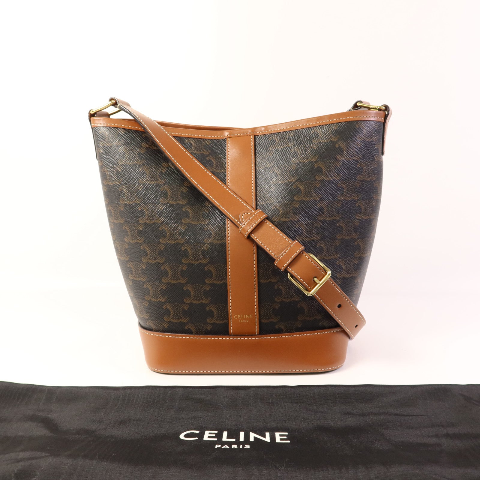 CELINE 塗層帆布Triomphe Bucket Bag金扣肩背袋
