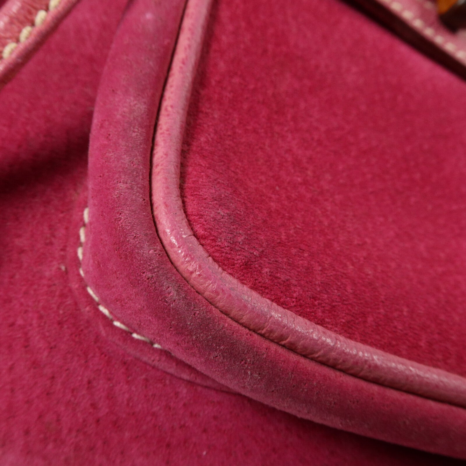 GUCCI 麂皮皮革Bamboo Backpack背包