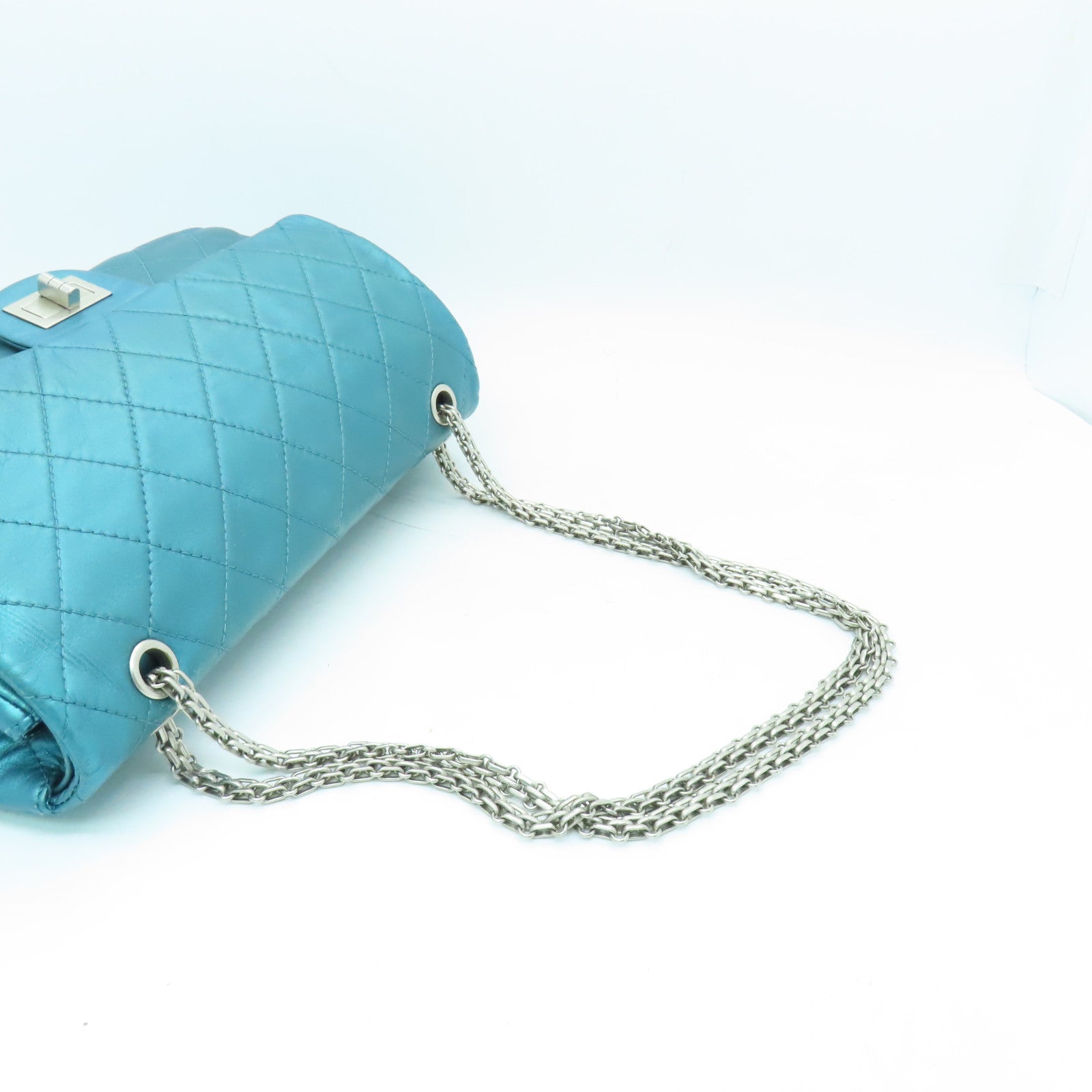 CHANEL **【清倉大減價】菱格牛皮皮革2.55 Classic Bag銀扣鏈帶肩背袋綠色