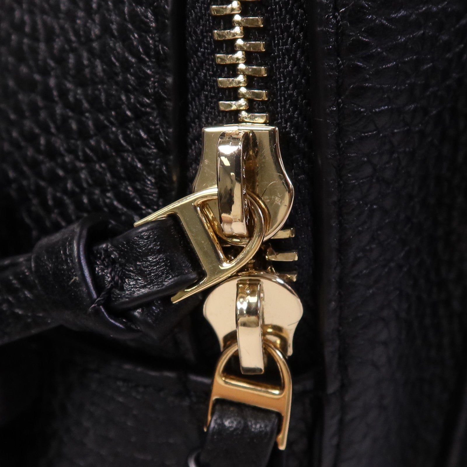 Tory Burch 牛皮皮革Backpack金扣肩背袋