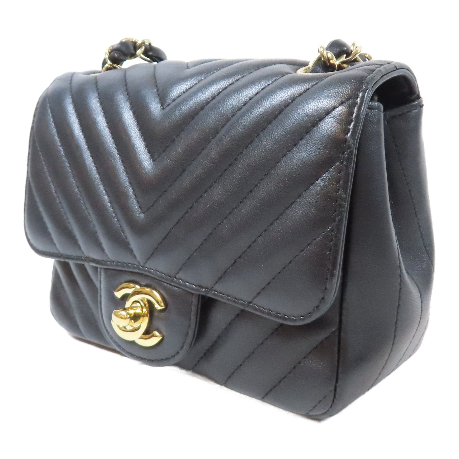 CHANEL 斜紋牛皮皮革Chevron Mini Flap Bag金扣鏈帶肩背袋黑色