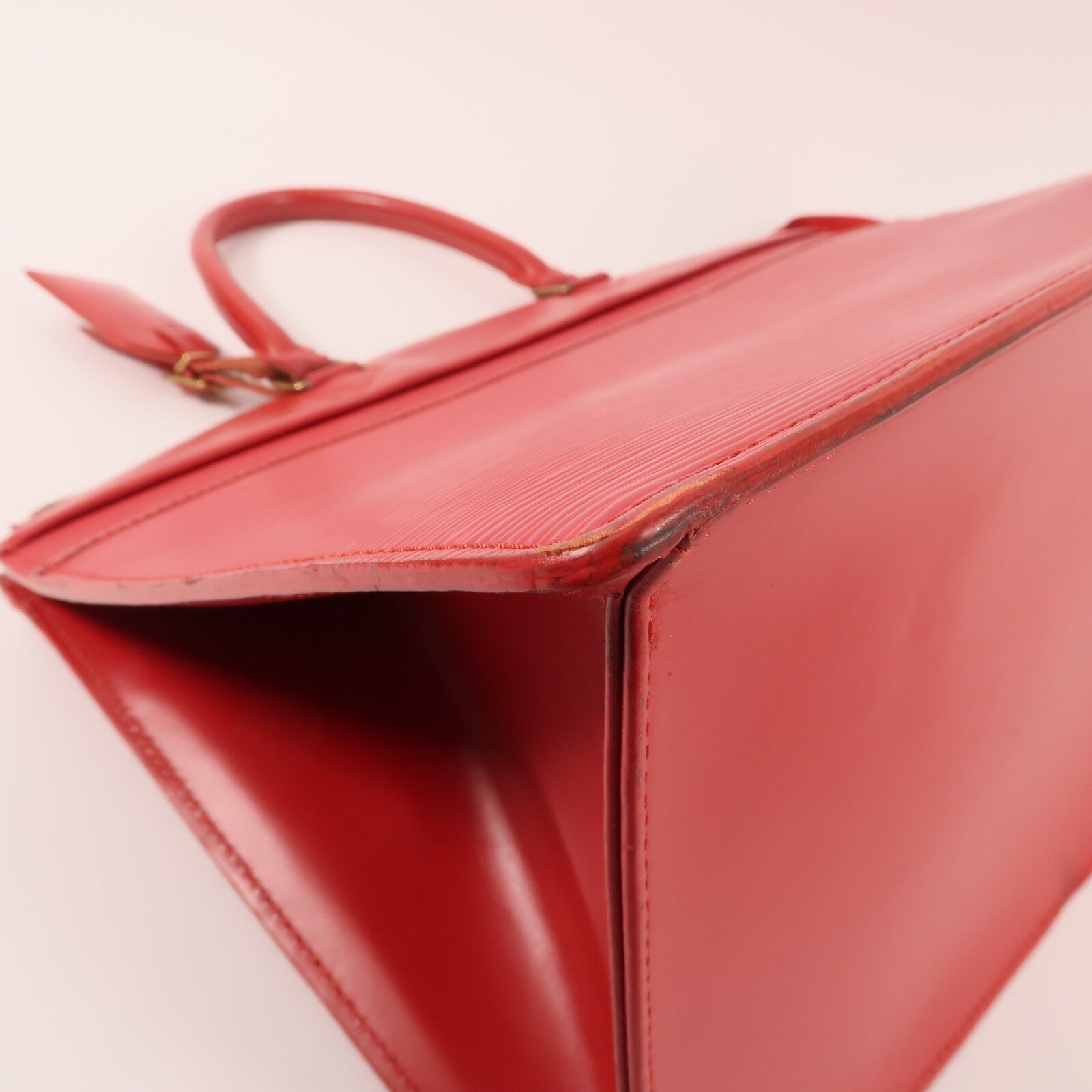 LOUIS VUITTON Epi Riviera金扣手挽袋