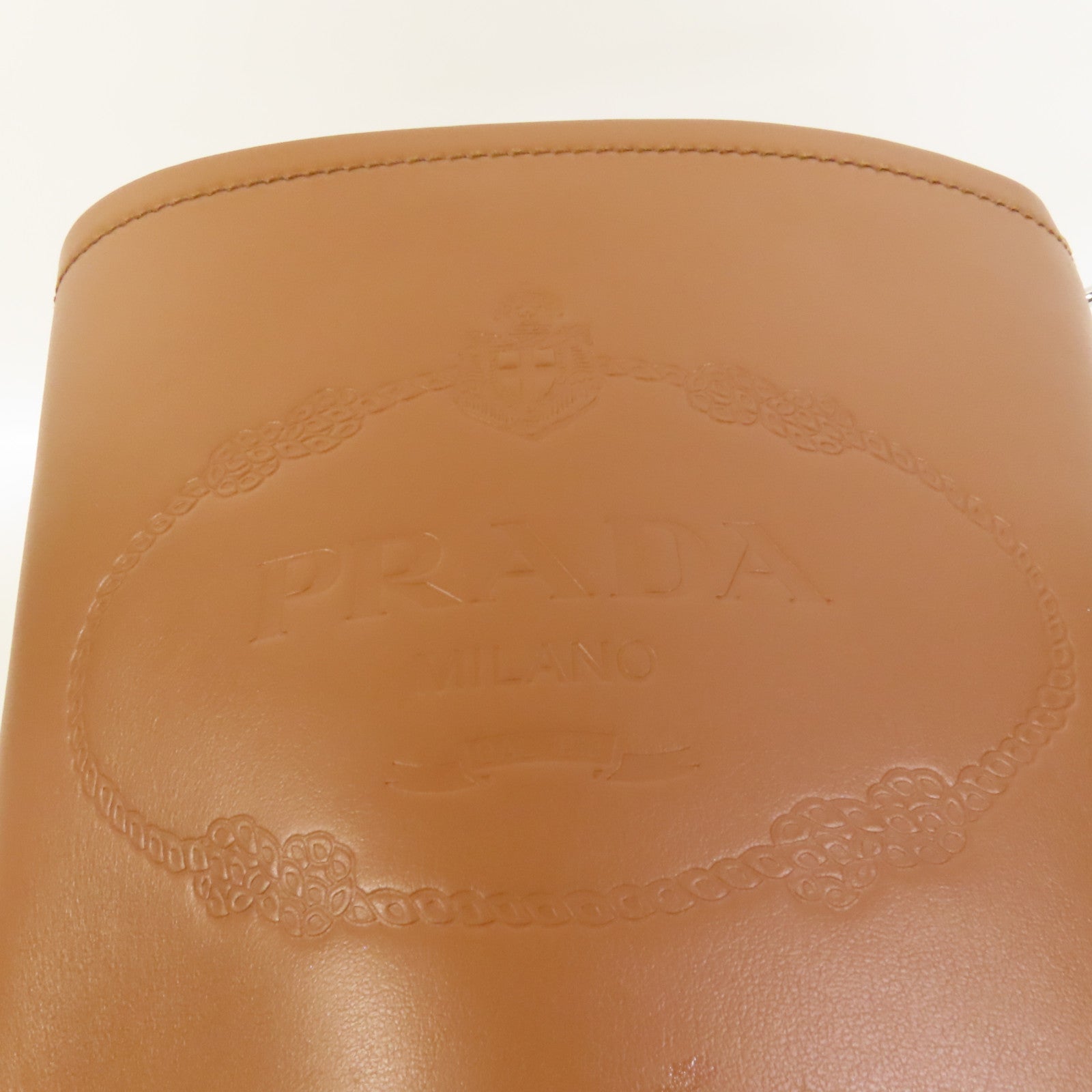 PRADA 牛皮皮革Bucket Bag銀扣手挽肩背兩用袋