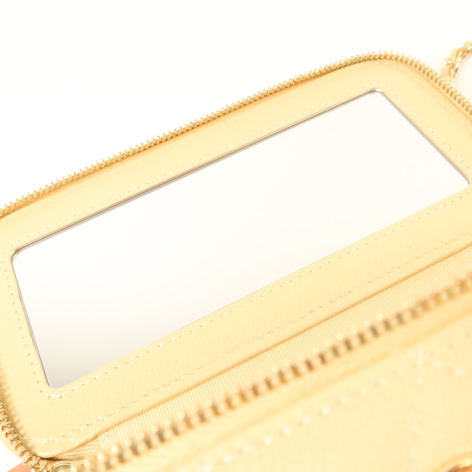 CHANEL 羊皮皮革Chain Shoulder銀扣鏈帶肩背袋