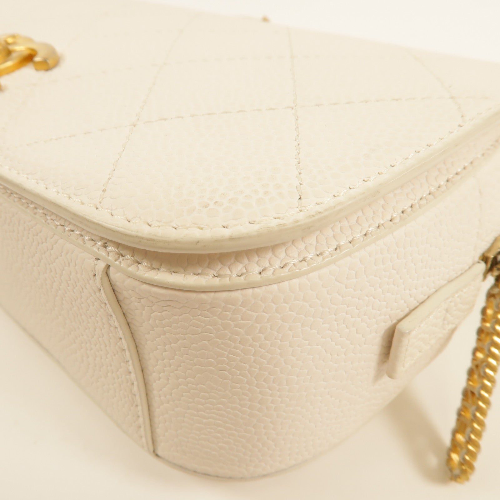 CHANEL 牛皮皮革Chain Shoulder金扣肩背袋