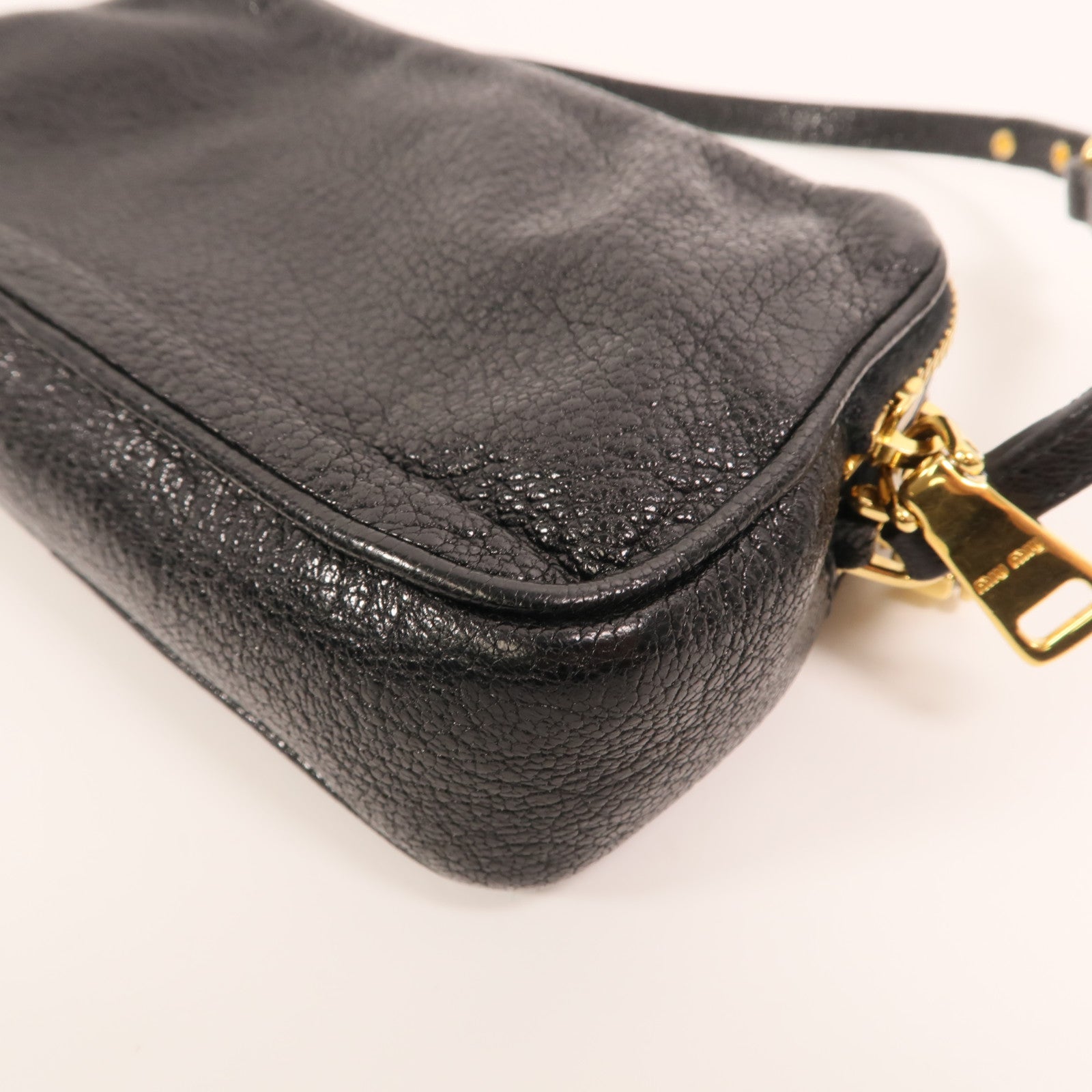 Miu Miu 羊皮皮革Mini Hand Bag金扣手挽袋