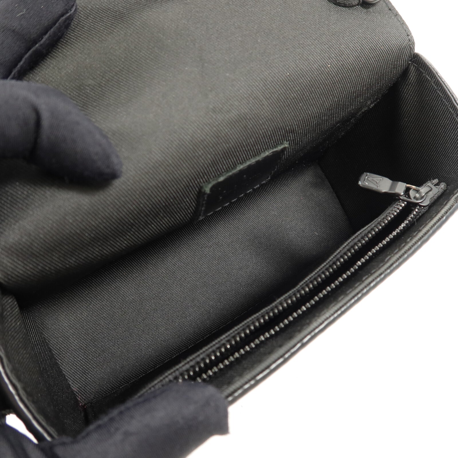 LOUIS VUITTON Monogram Eclipse Steamer Wearable Wallet肩背袋