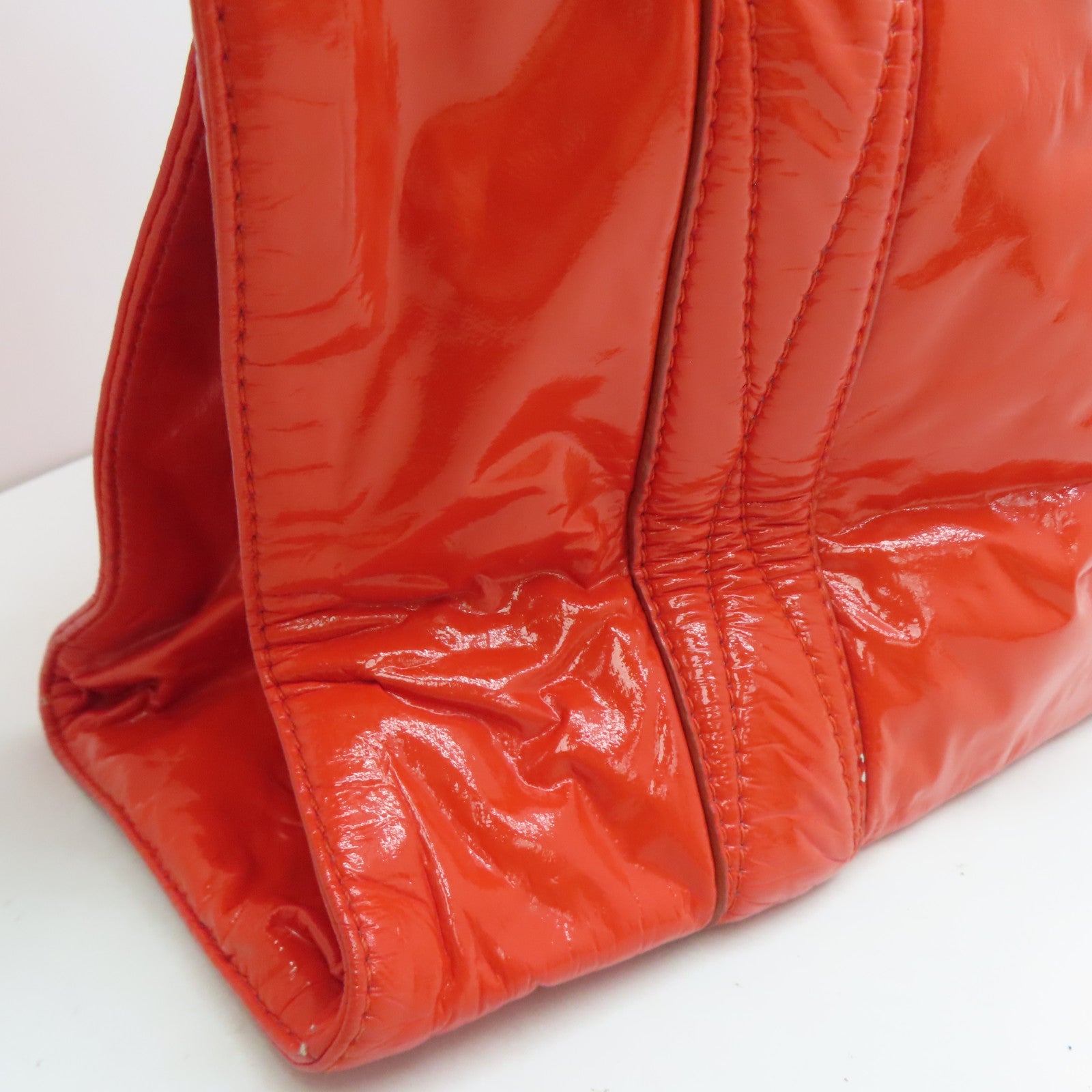 Miu Miu 漆皮皮革Tote Bag金扣手挽袋橙紅色