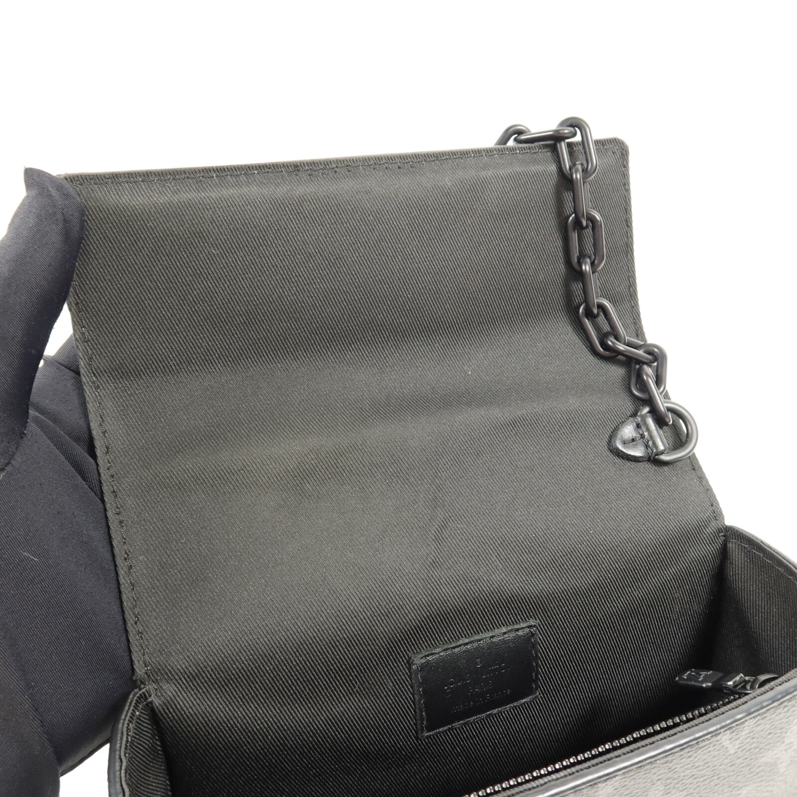 LOUIS VUITTON Monogram Eclipse Steamer Wearable Wallet肩背袋