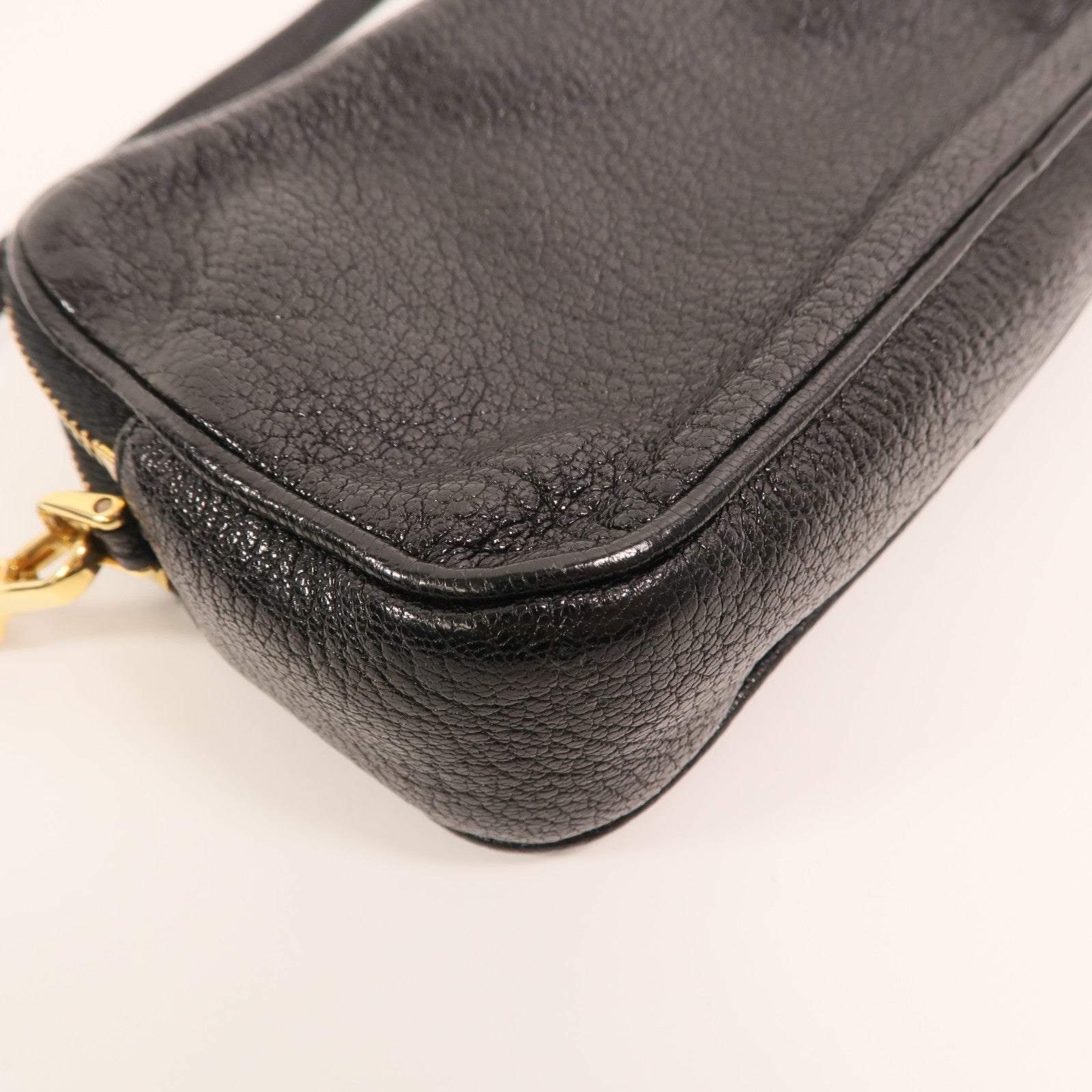 Miu Miu 羊皮皮革Mini Hand Bag金扣手挽袋