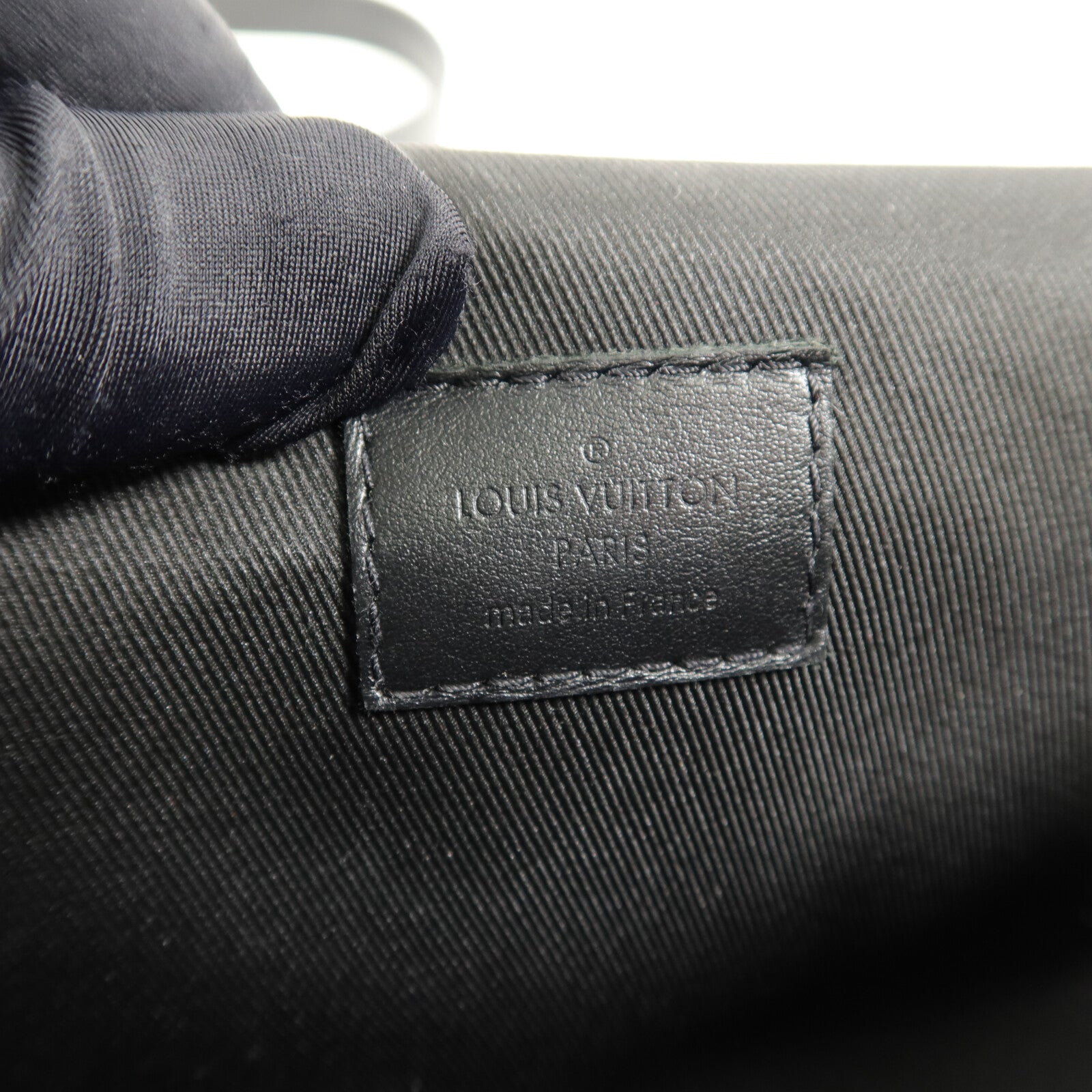 LOUIS VUITTON Monogram Eclipse Steamer Wearable Wallet肩背袋