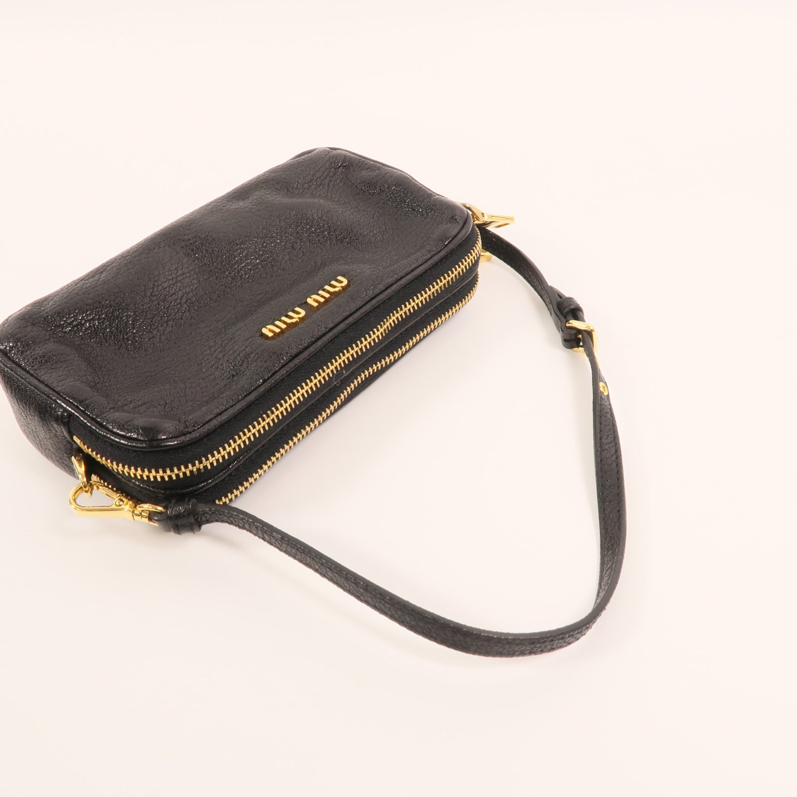 Miu Miu 羊皮皮革Mini Hand Bag金扣手挽袋