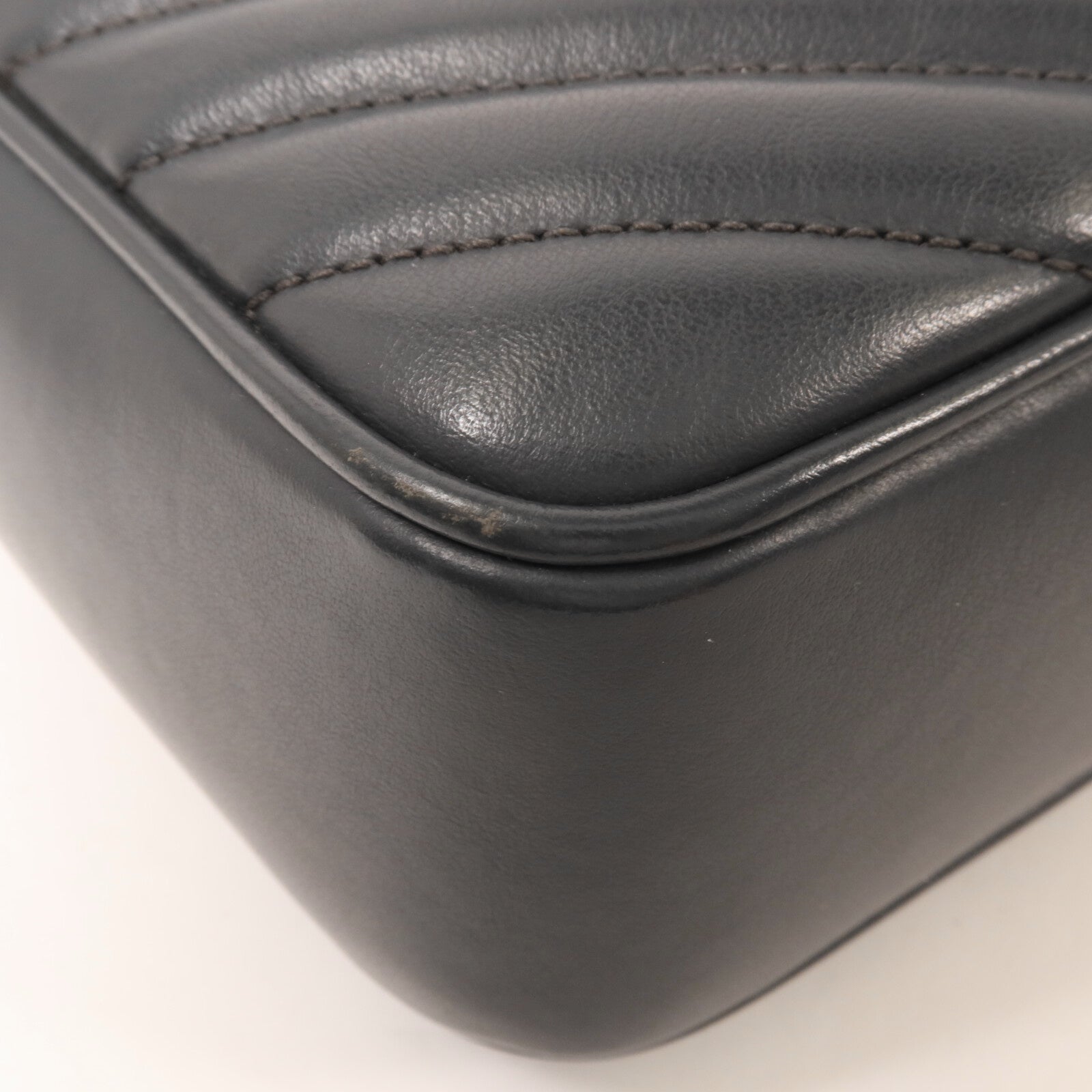 SAINT LAURENT 牛皮皮革Lou Camera肩背袋