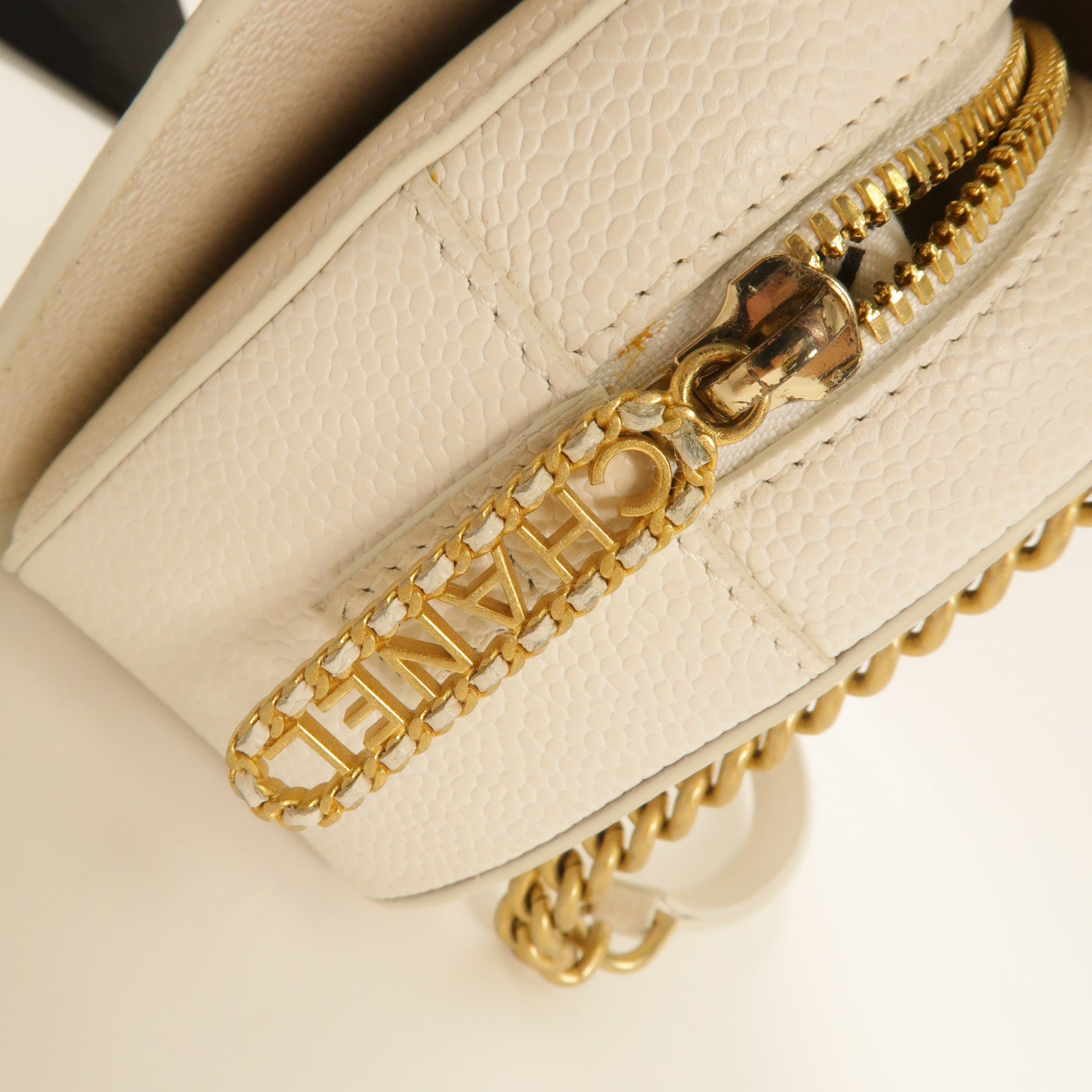 CHANEL 牛皮皮革Chain Shoulder金扣肩背袋