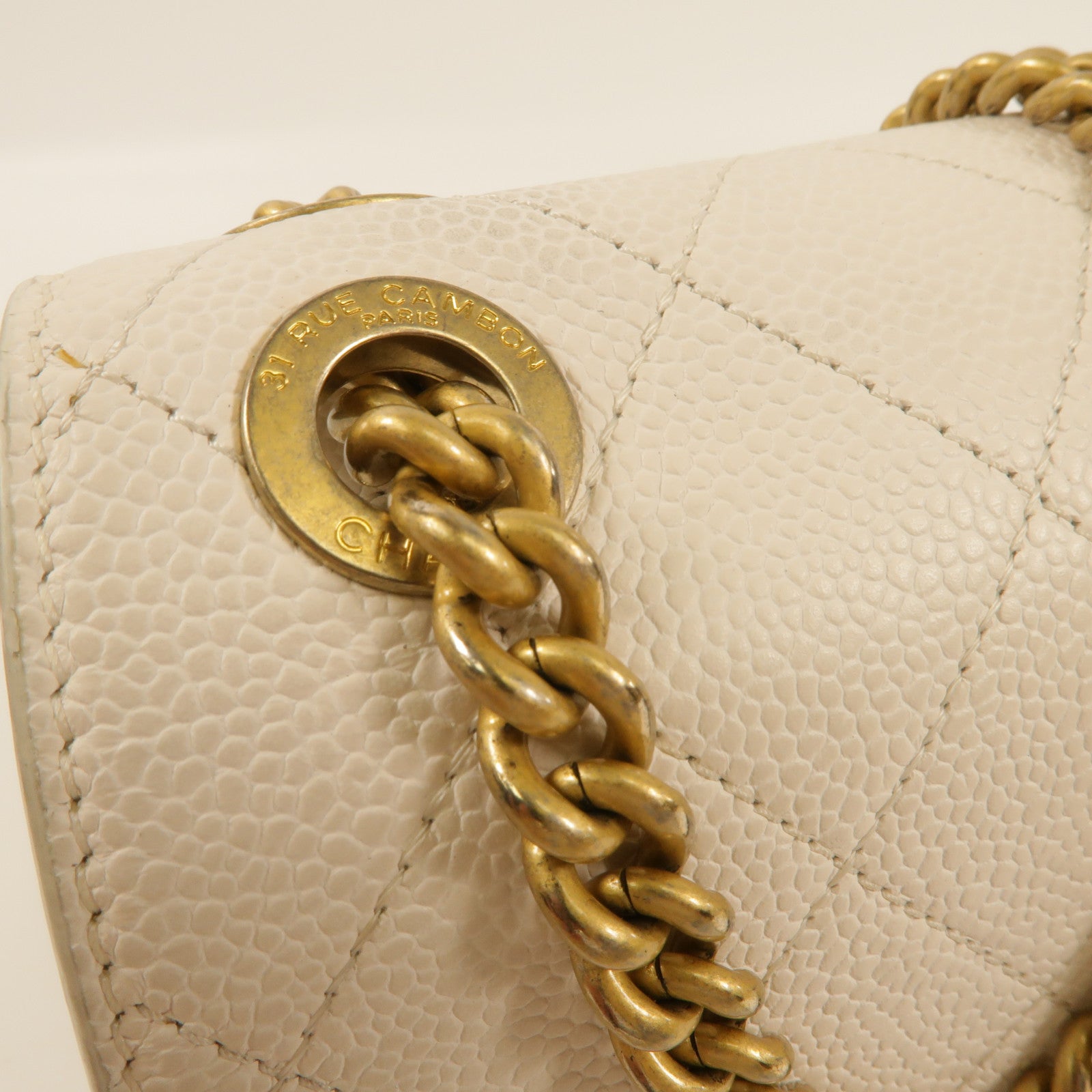 CHANEL 牛皮皮革Chain Shoulder金扣肩背袋
