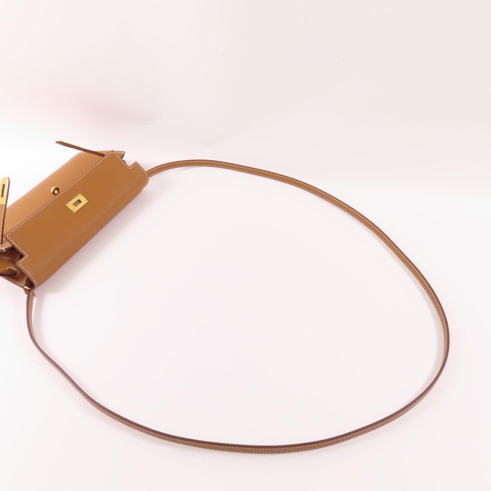 HERMES Epsom皮革Kelly To Go銀扣肩背袋37 Gold