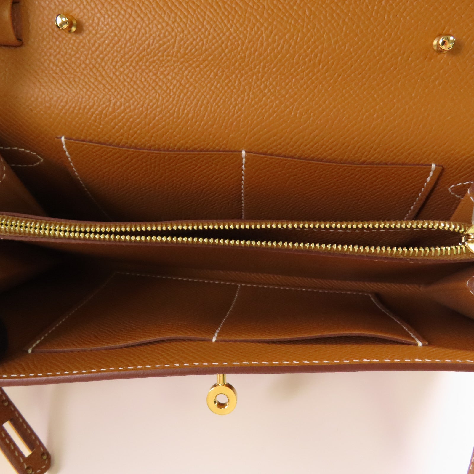 HERMES Epsom皮革Kelly To Go銀扣肩背袋37 Gold