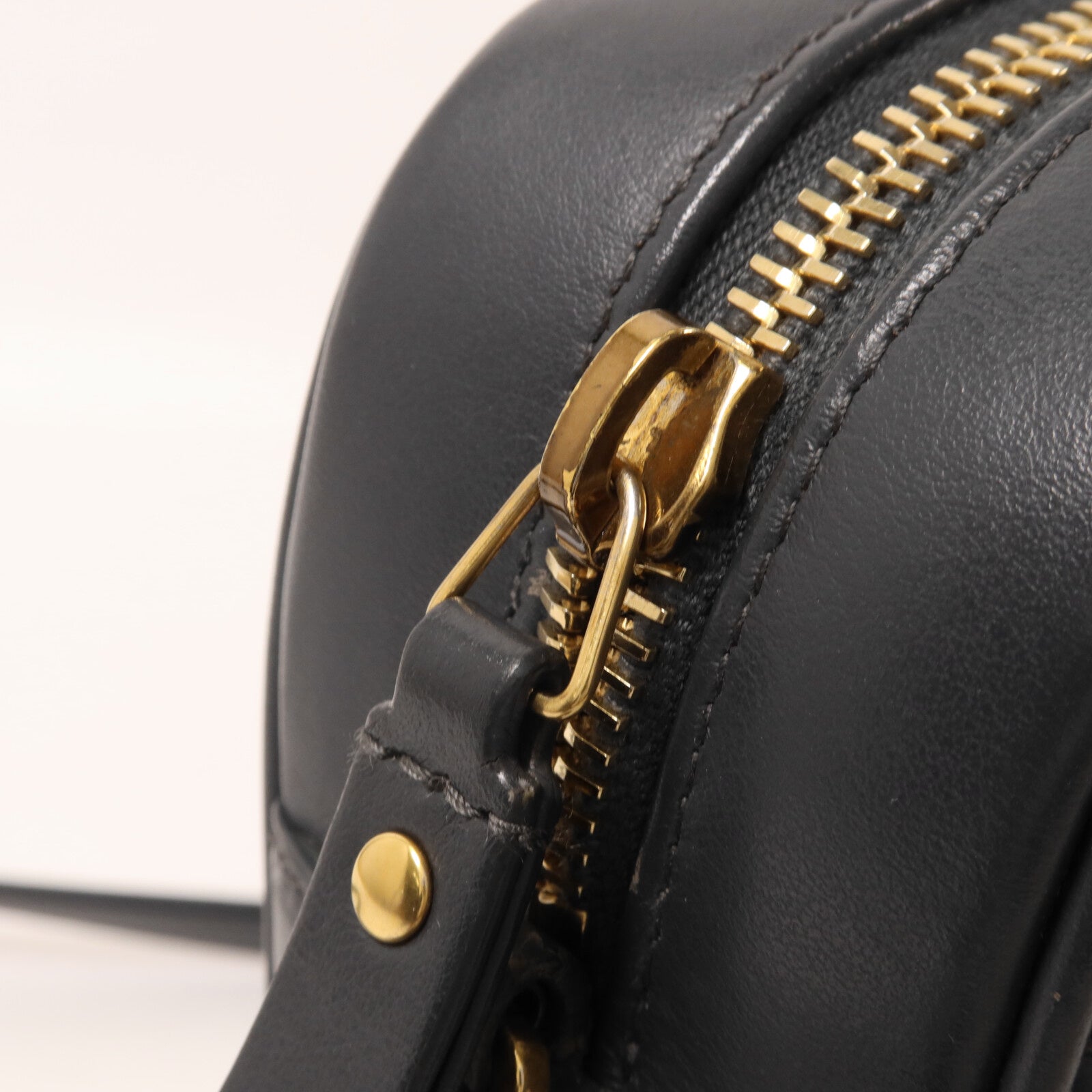 SAINT LAURENT 牛皮皮革Lou Camera肩背袋