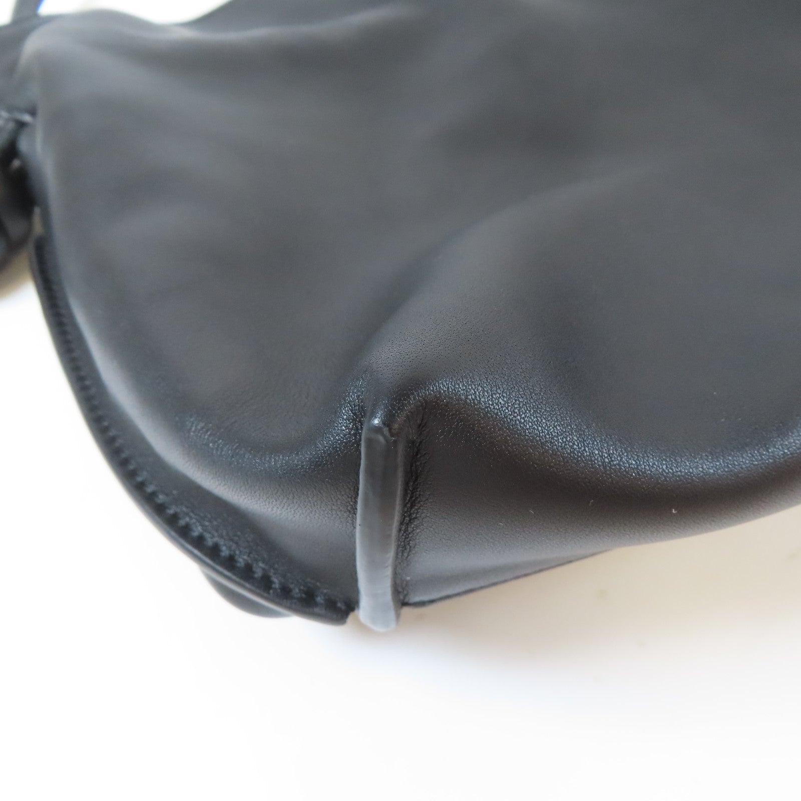 LOEWE 牛皮皮革Flamenco Shoulder Bag金扣肩背袋黑色