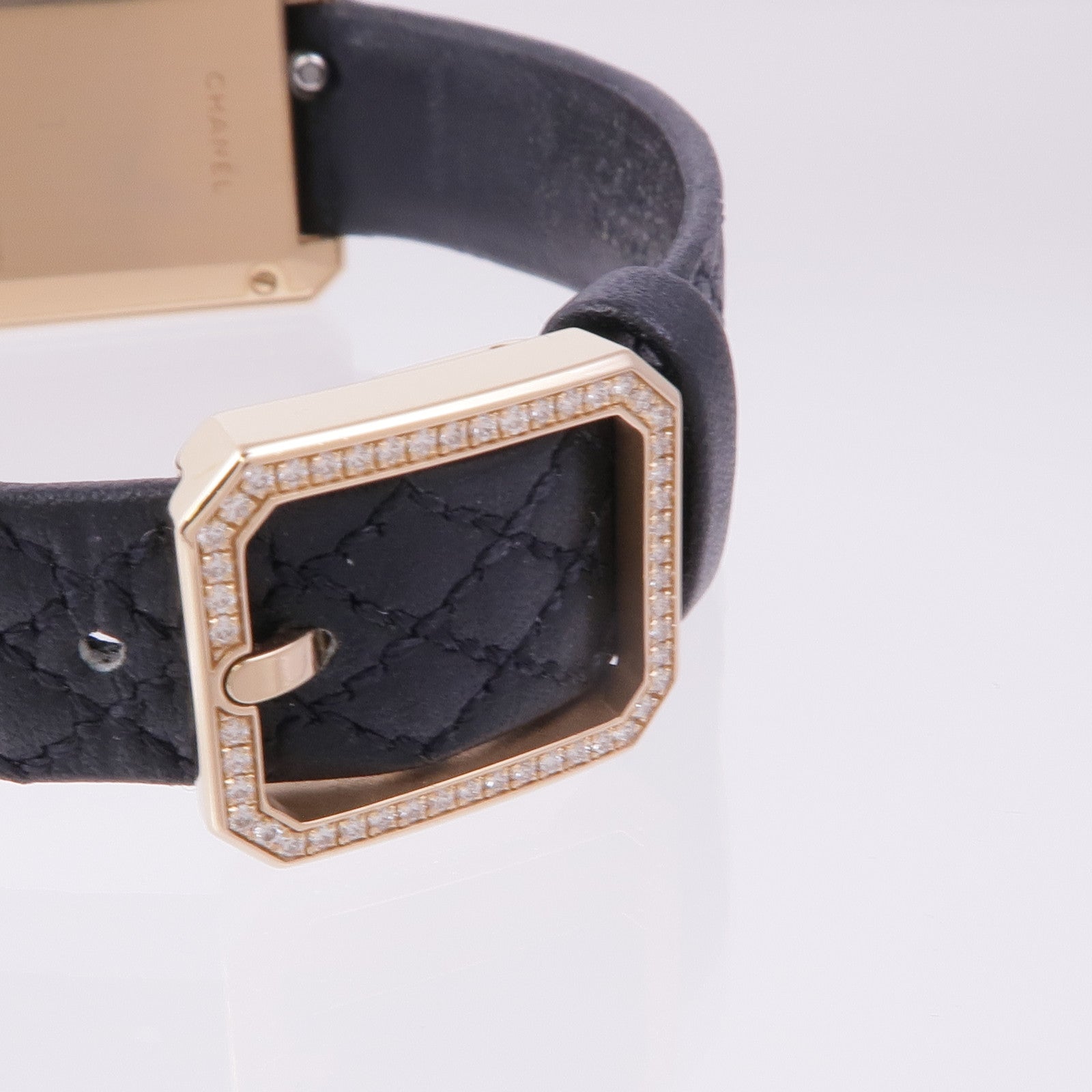 CHANEL Boy Friend H6590