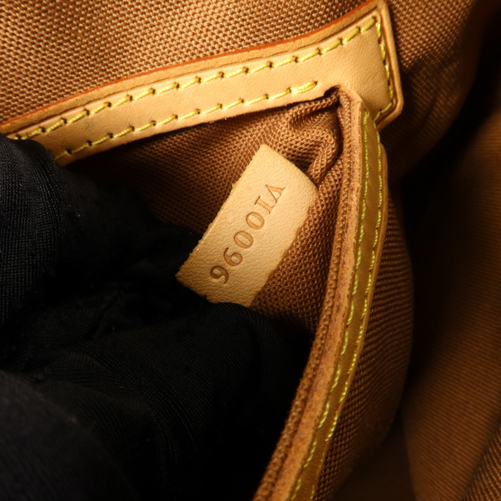 LOUIS VUITTON Monogram Cabas Piano金扣肩背袋
