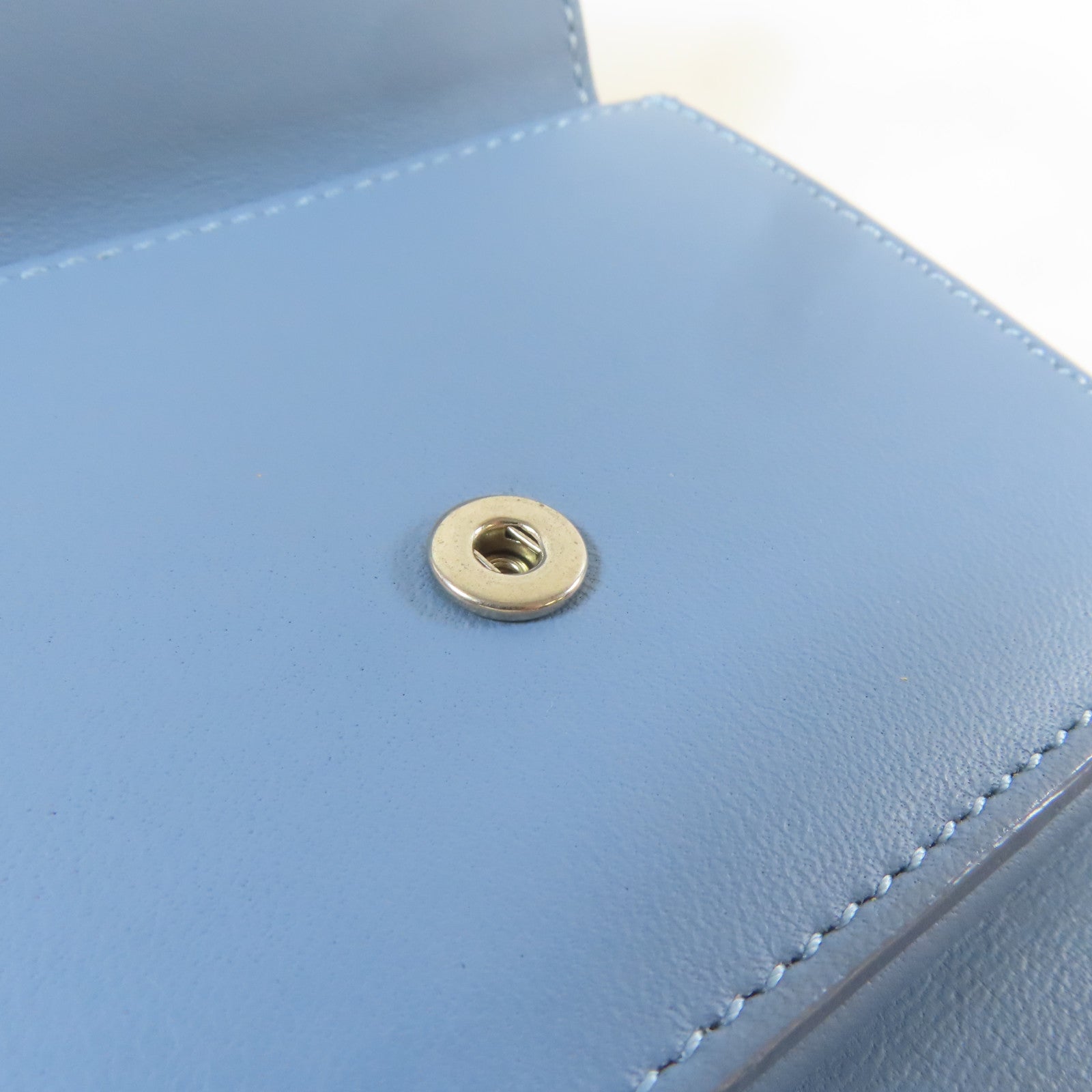 CELINE 【激減優惠】牛皮皮革Small Wallet銀扣錢包淺藍色