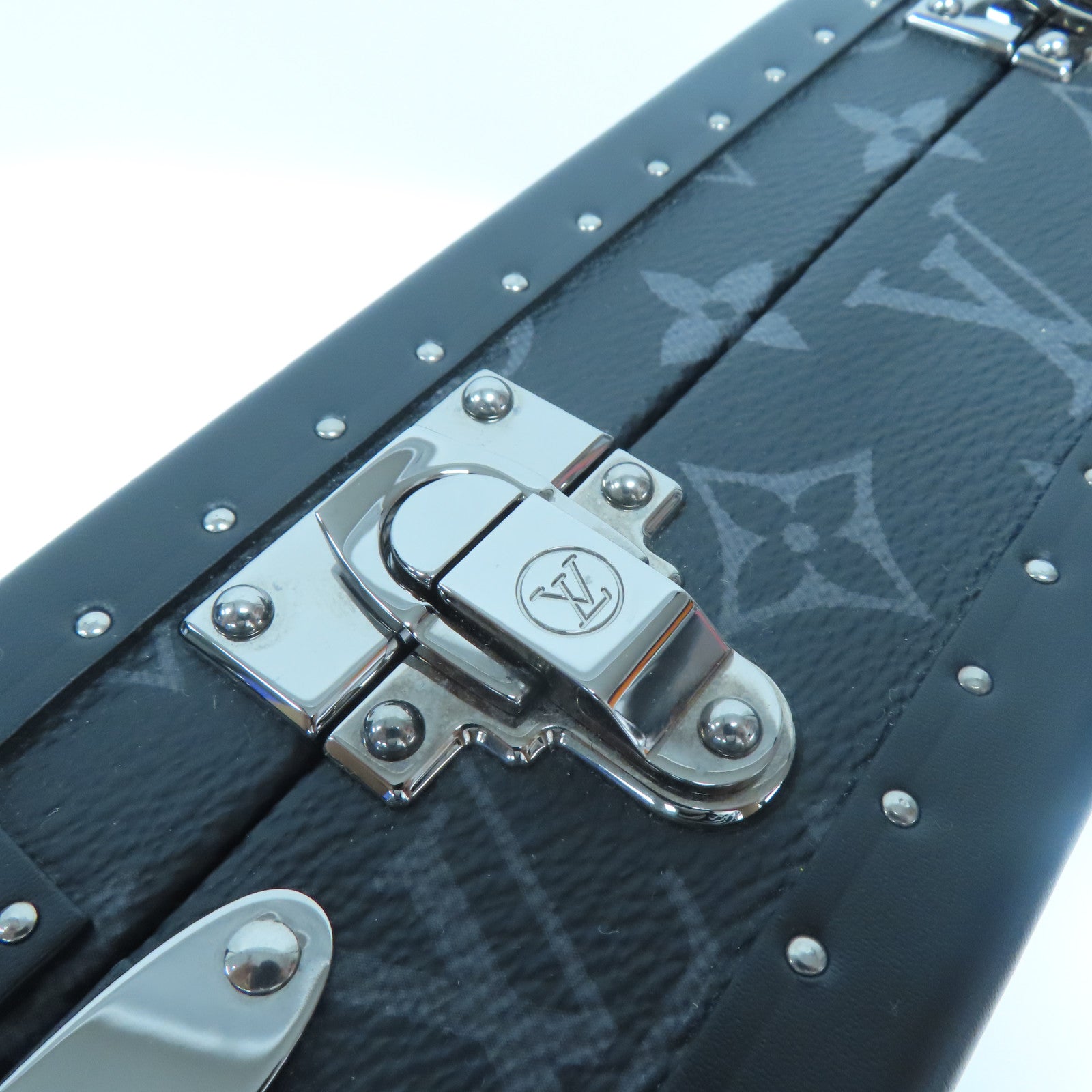 LOUIS VUITTON **【激減優惠】Monogram Eclipse Clutch Box銀扣肩背袋黑色