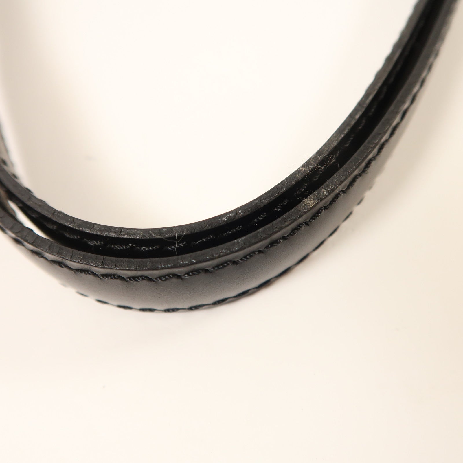 LOUIS VUITTON Epi Tilsitt金扣肩背袋