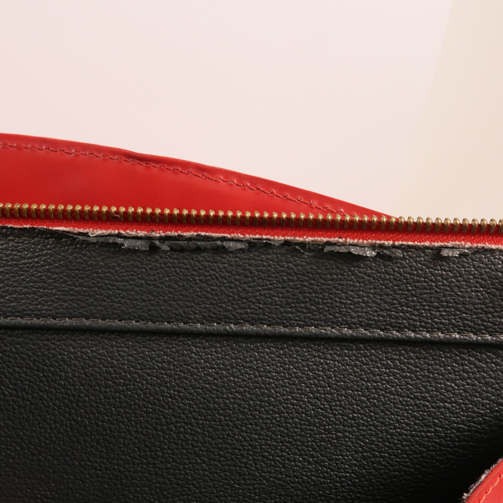 LOUIS VUITTON Epi Riviera金扣手挽袋
