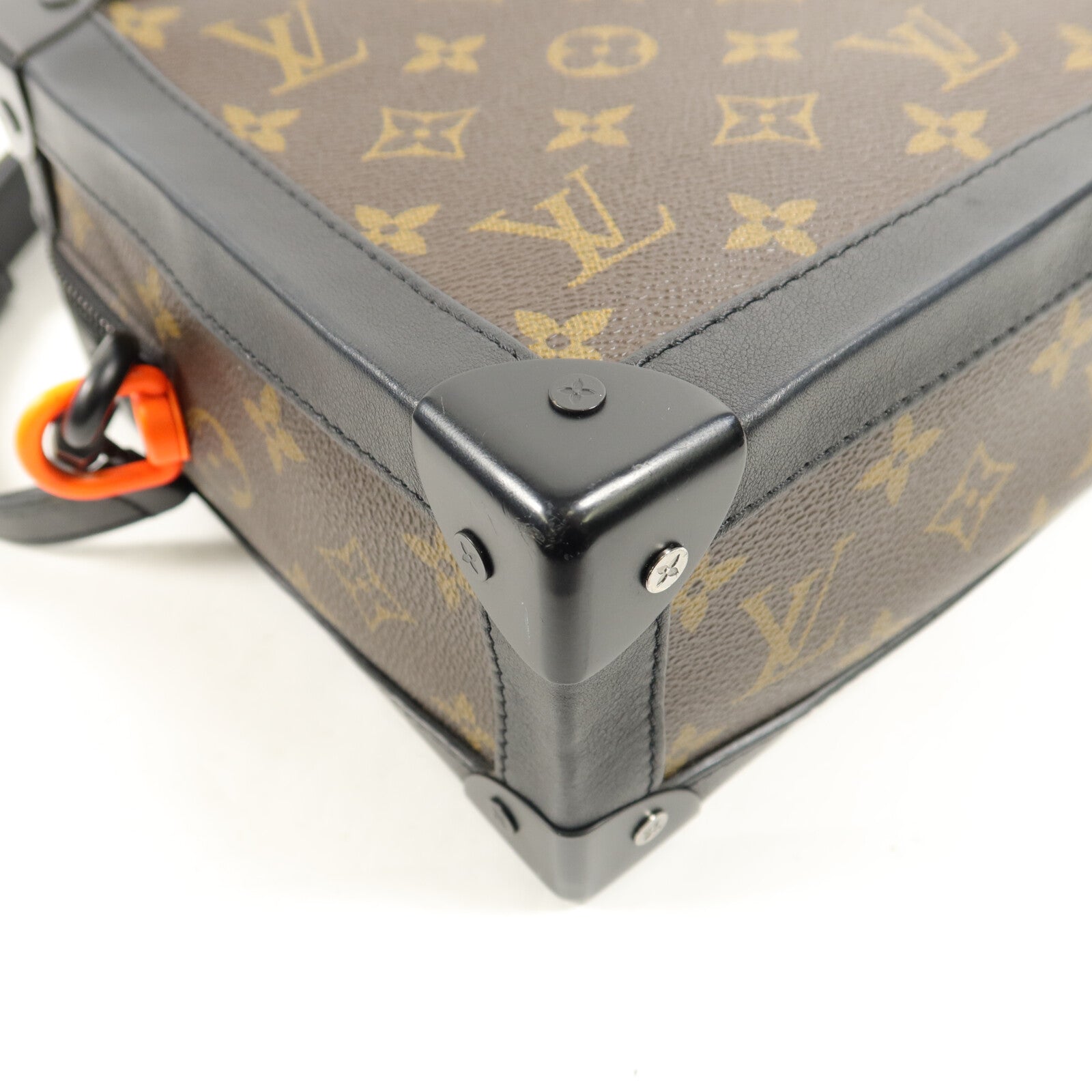 LOUIS VUITTON Monogram Solar Soft Trunk肩背袋