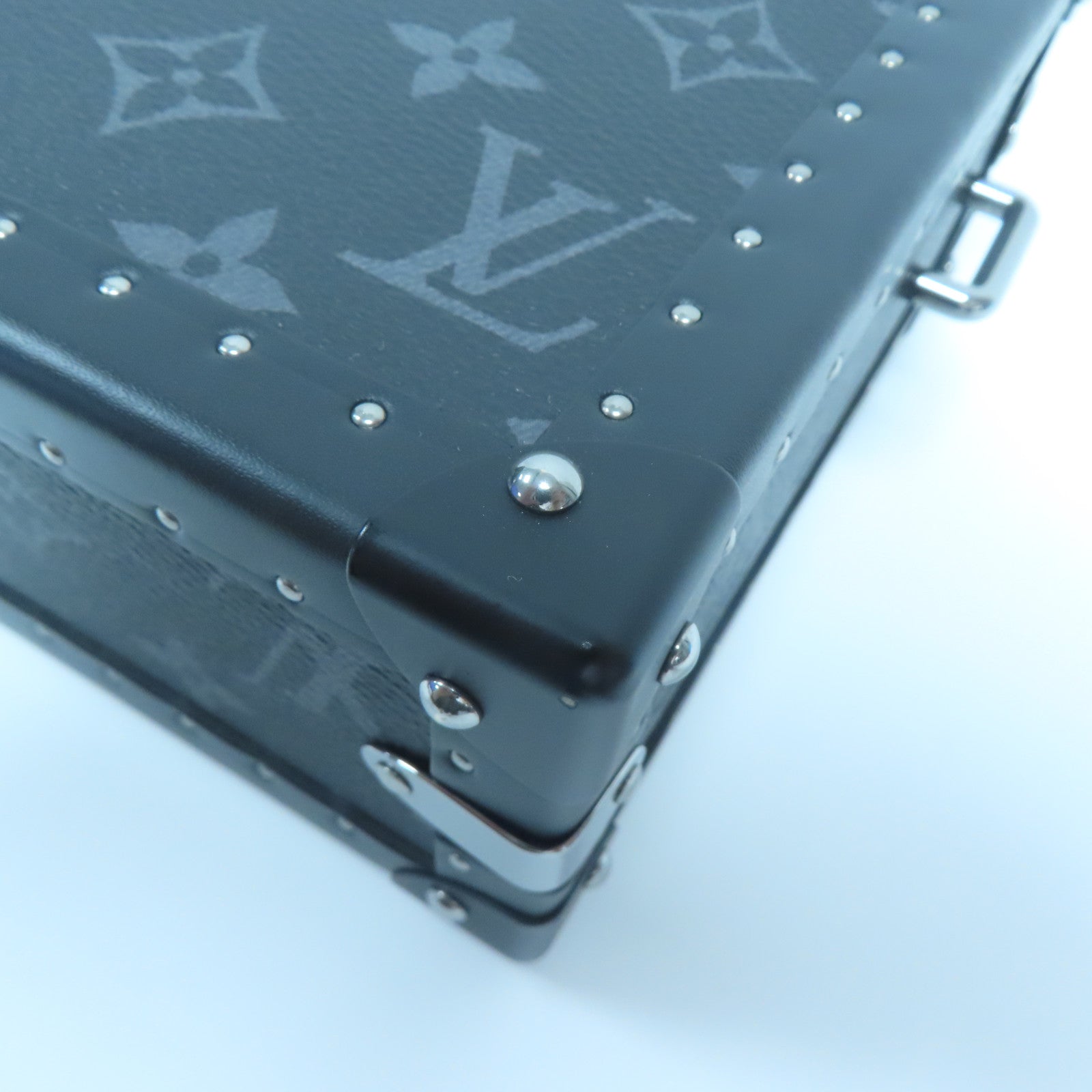 LOUIS VUITTON **【激減優惠】Monogram Eclipse Clutch Box銀扣肩背袋黑色