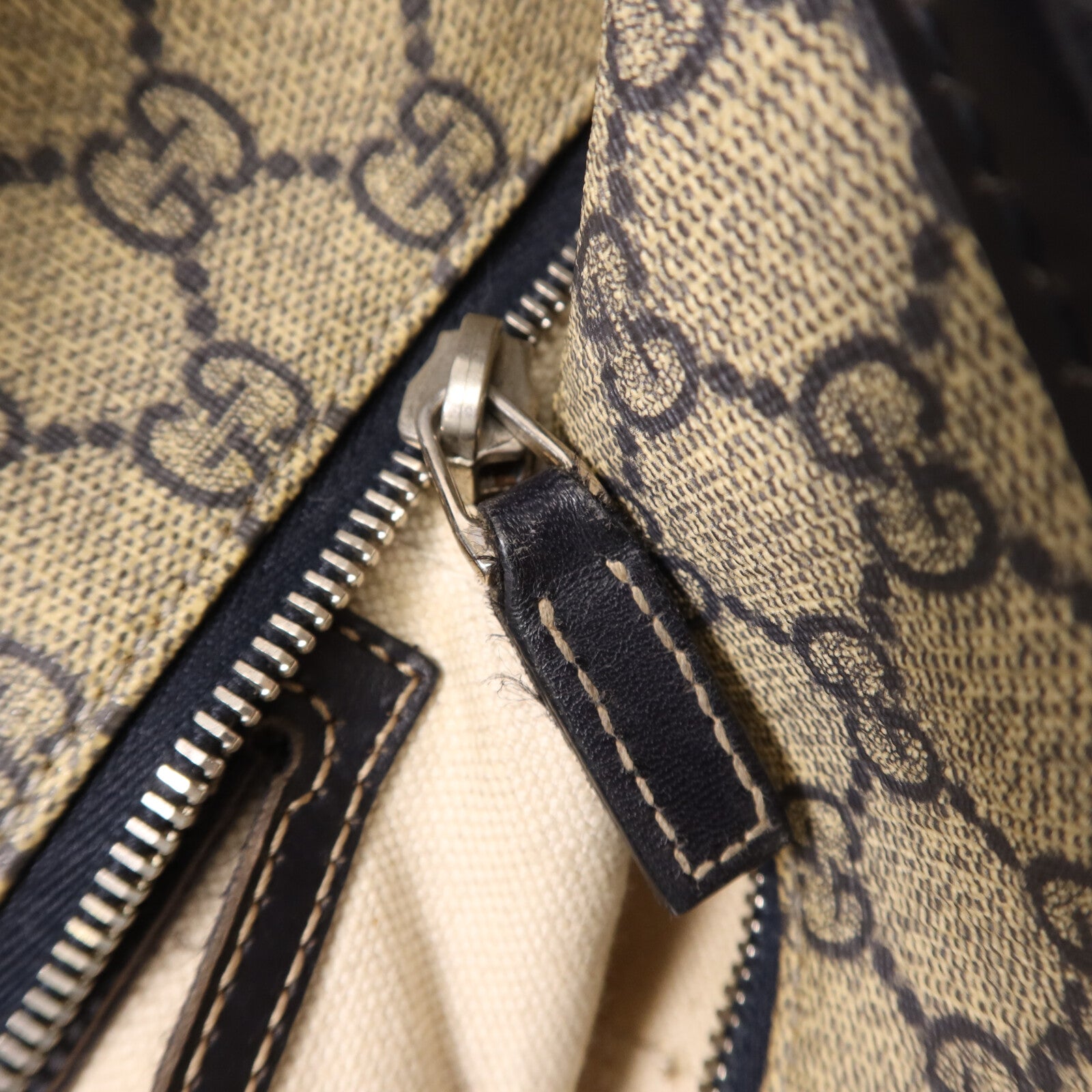 GUCCI 塗層帆布Tote Bag銀扣手挽袋