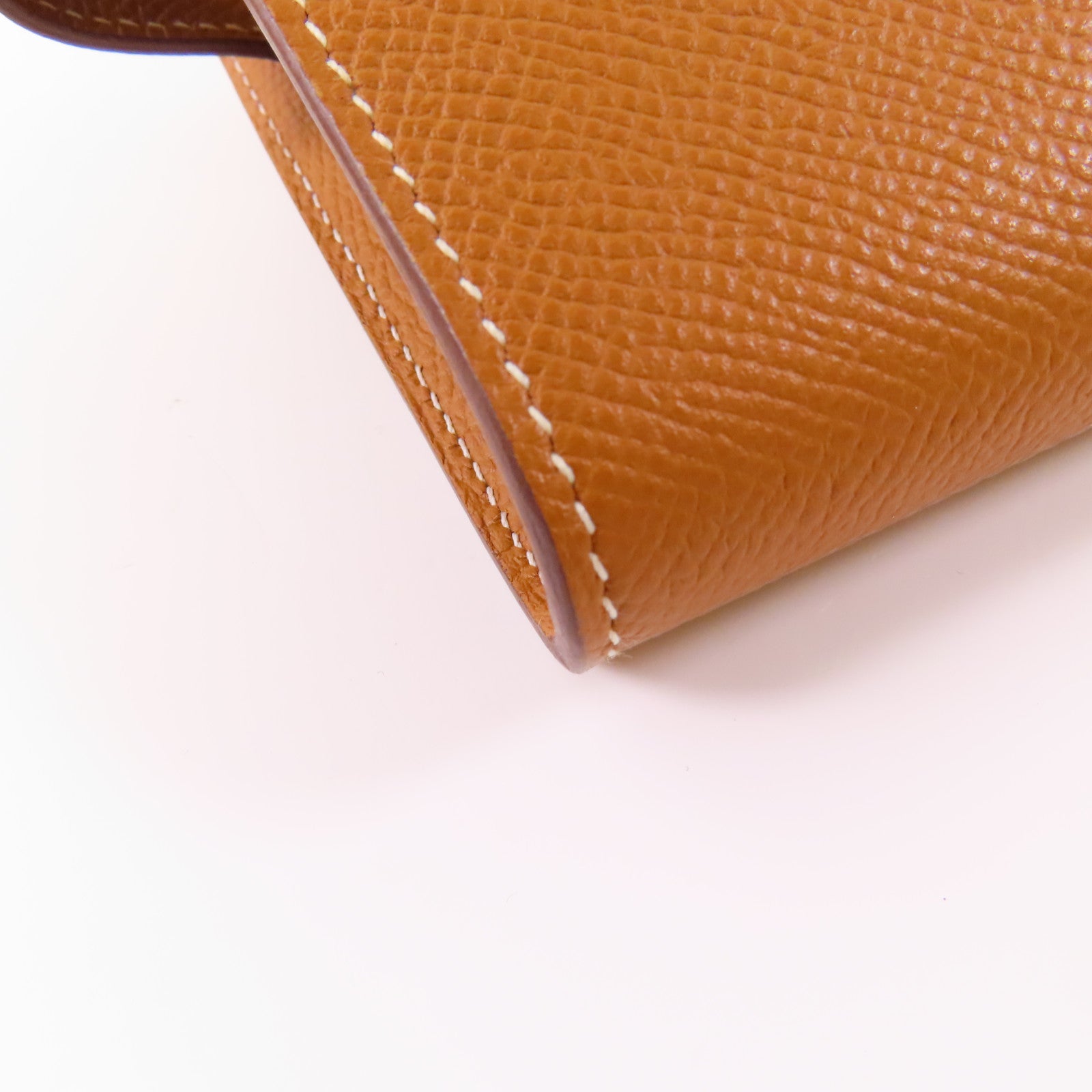 HERMES Epsom皮革Kelly To Go銀扣肩背袋37 Gold