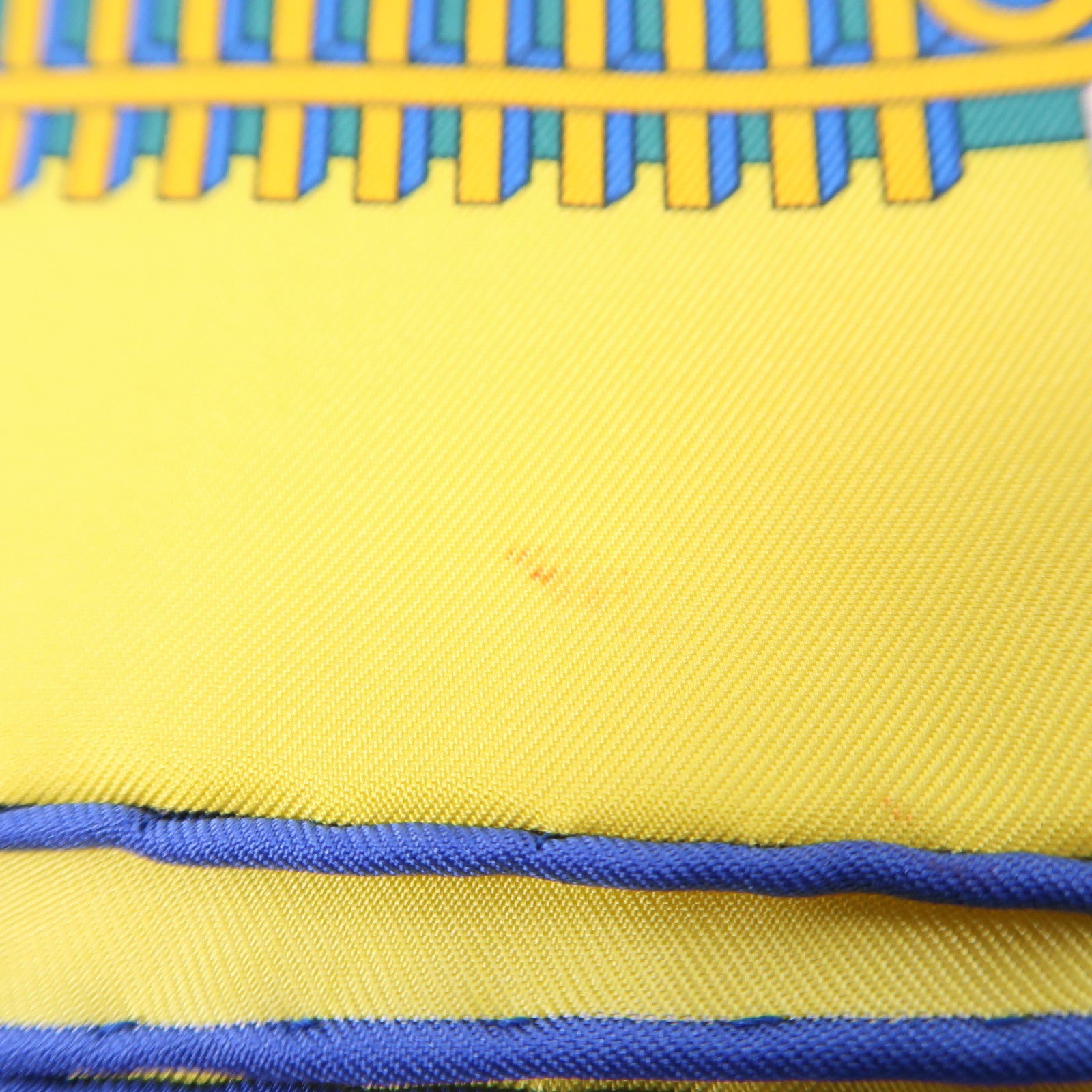 HERMES 絲質Scarf絲巾