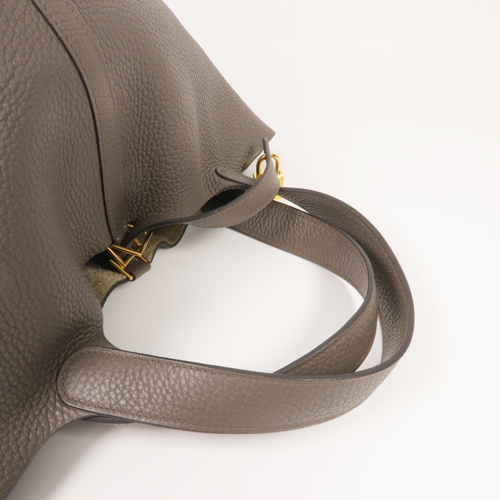 HERMES Clemence皮革Picotin MM金扣手挽袋Gris Etain