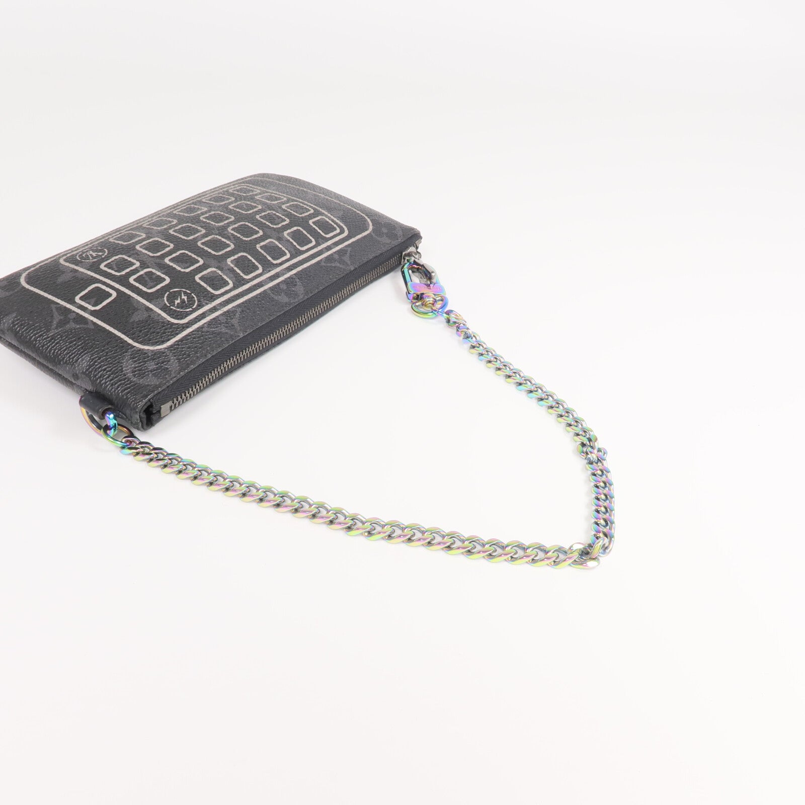 LOUIS VUITTON Monogram Eclipse Fragment iPhone Case Pouch銀扣手挽袋