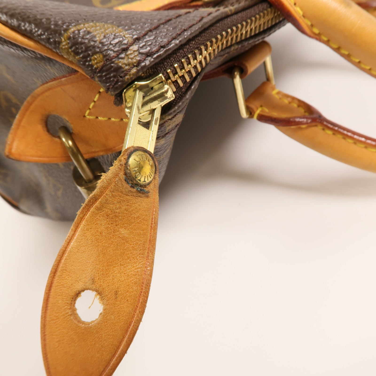 LOUIS VUITTON Monogram Speedy 25手挽袋