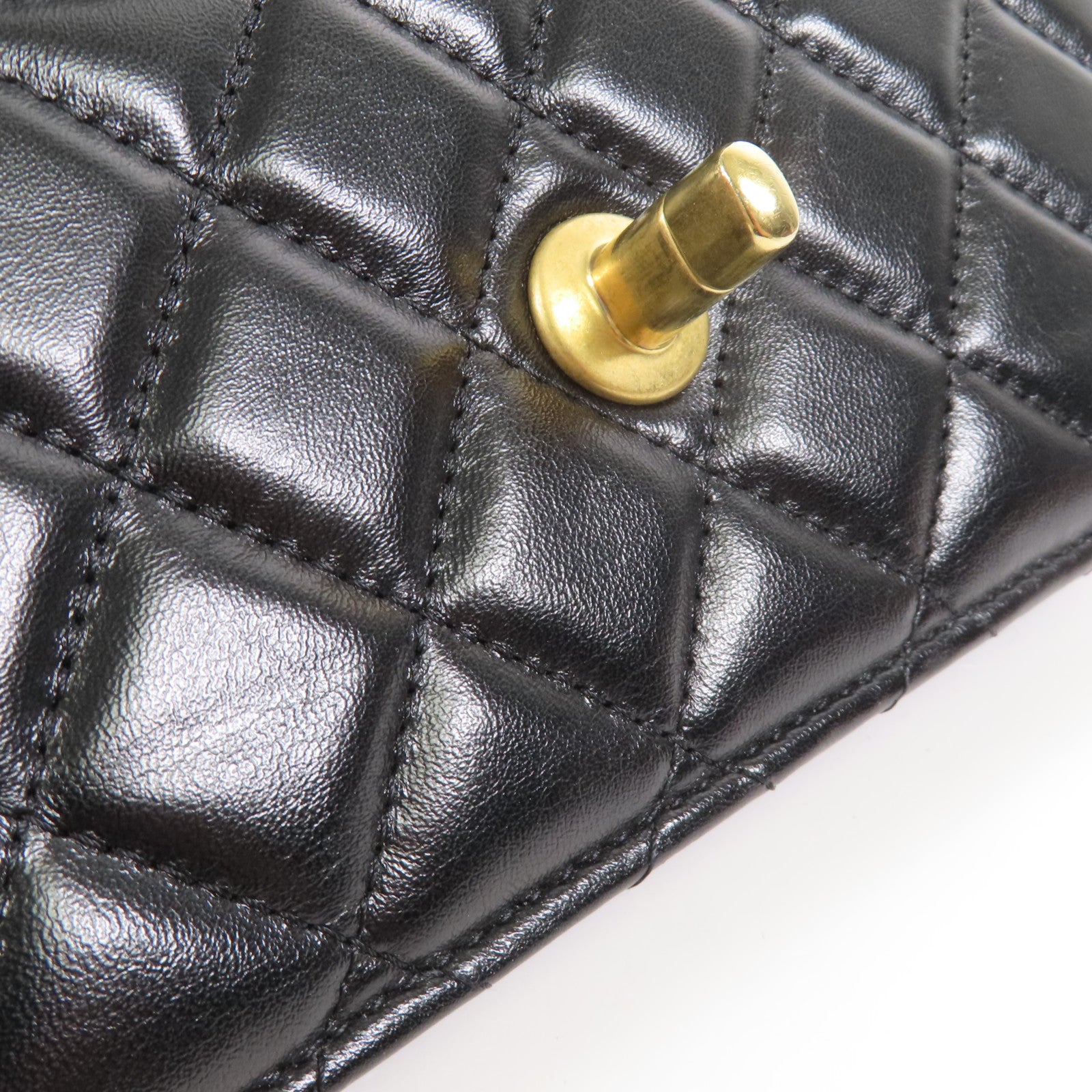 CHANEL 羊皮皮革WOC Wallet On Chain金扣鏈帶肩背袋