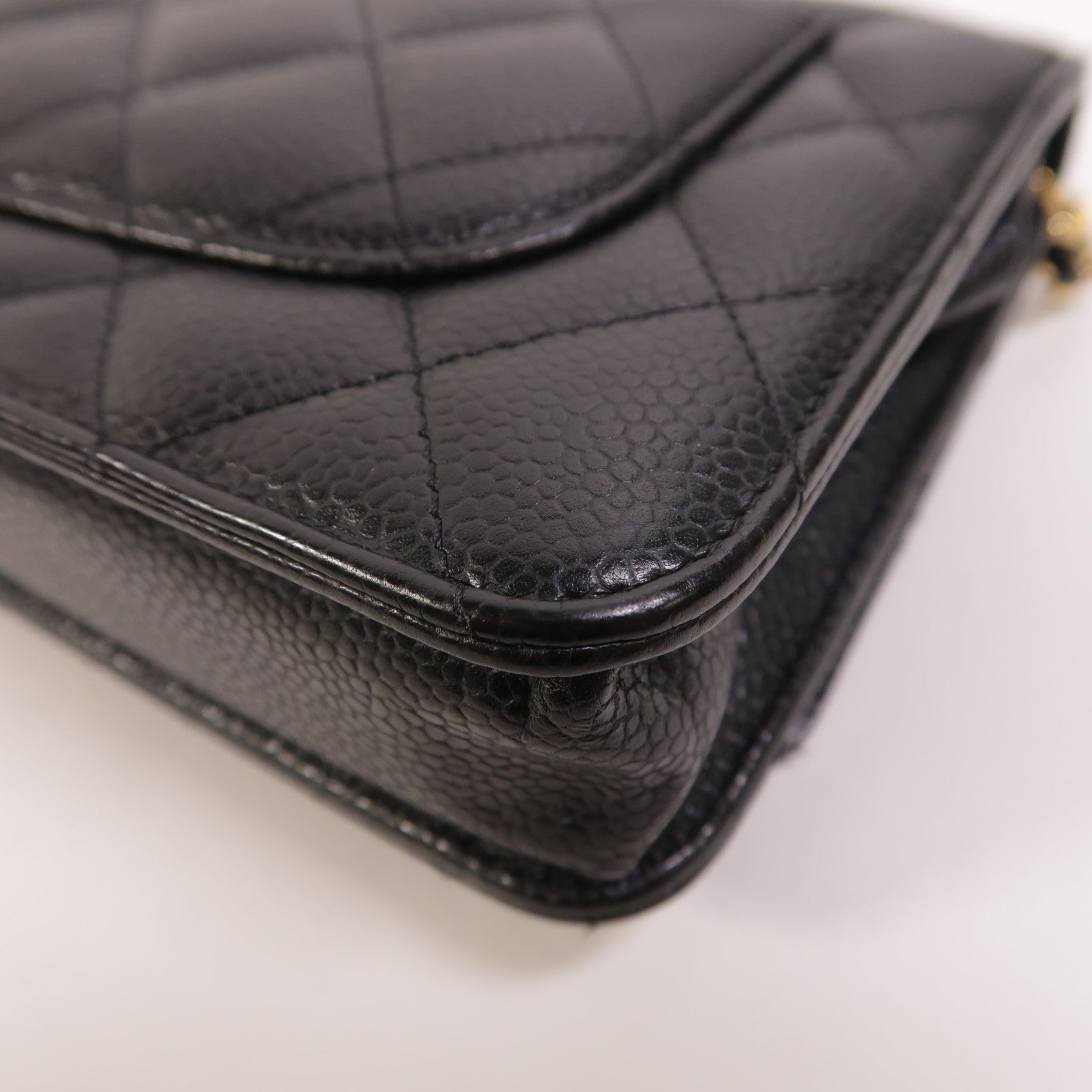 CHANEL 牛皮皮革WOC Wallet On Chain鏈帶肩背袋