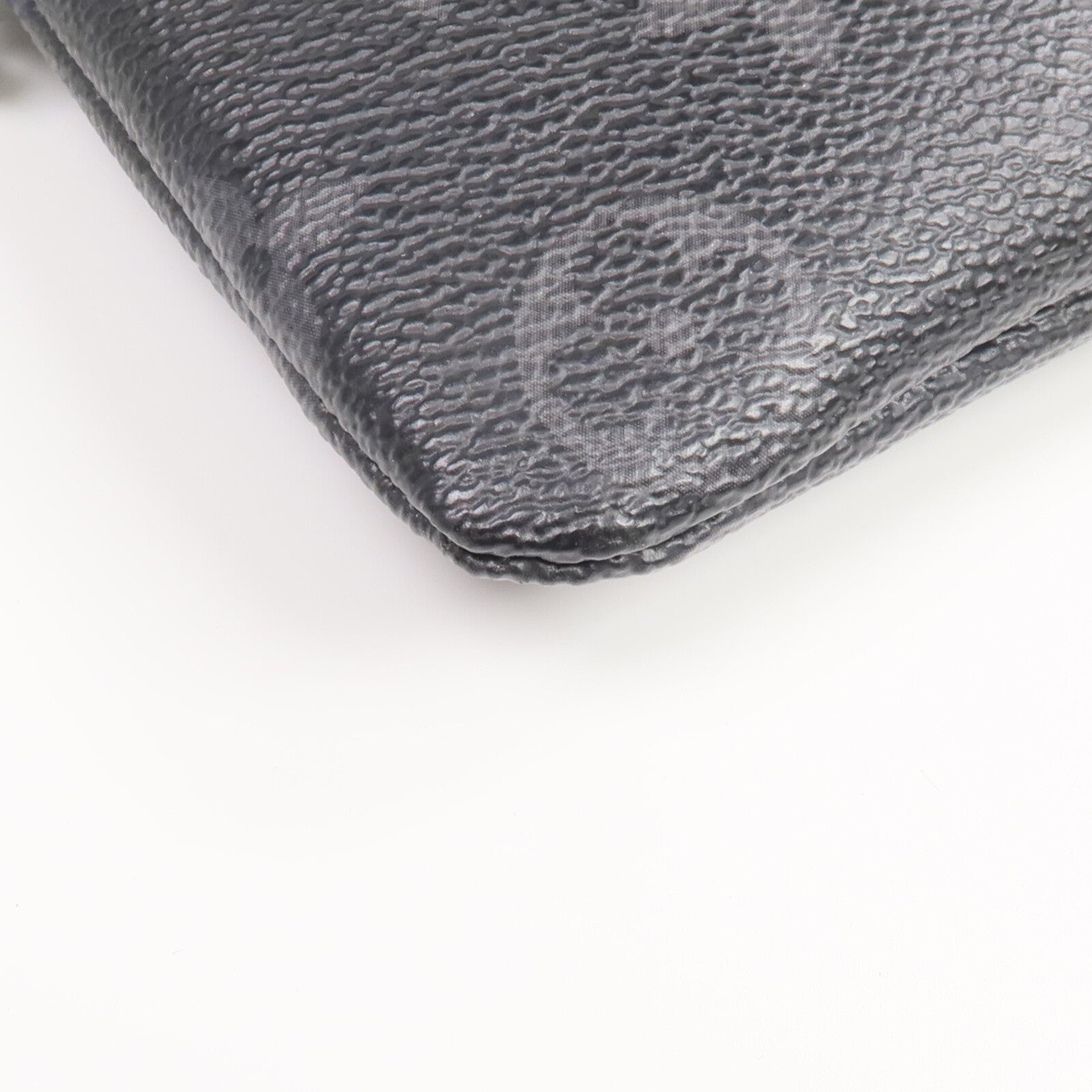 LOUIS VUITTON Monogram Eclipse Fragment iPhone Case Pouch銀扣手挽袋