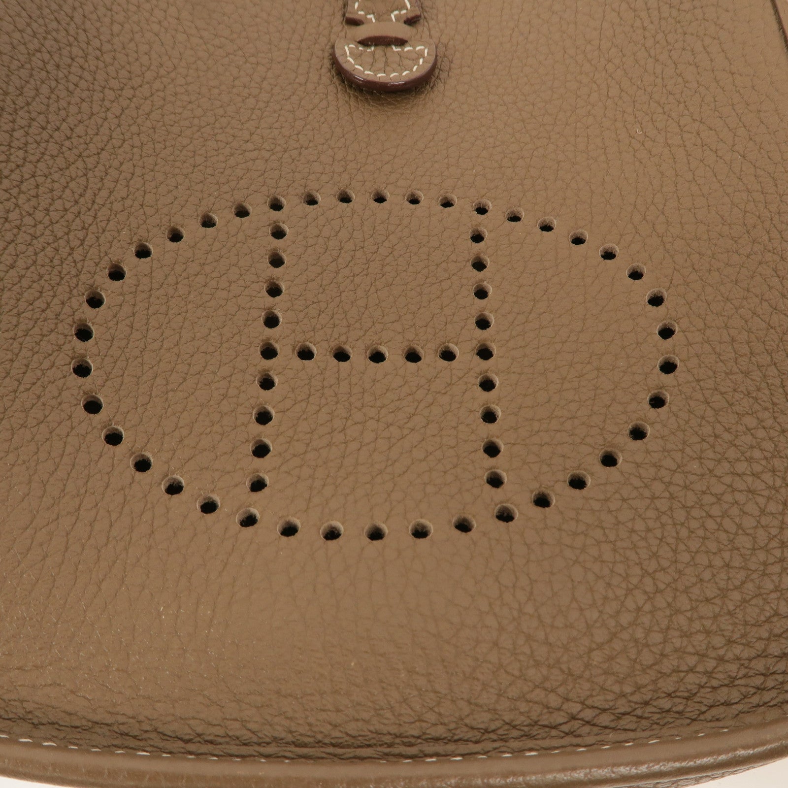 HERMES Clemence皮革Evelyne TPM肩背袋Etoupe