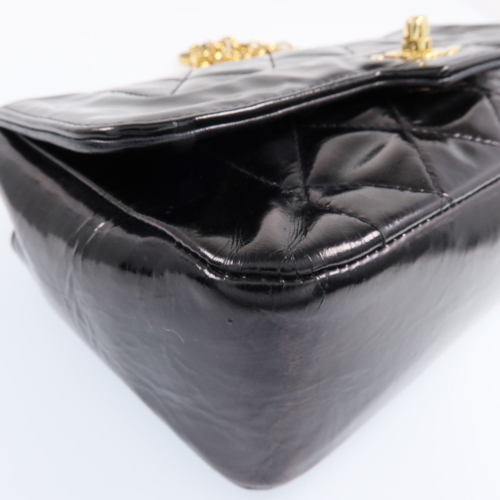 CHANEL 漆皮皮革Vintage Chain Sholder Bag金扣鏈帶肩背袋