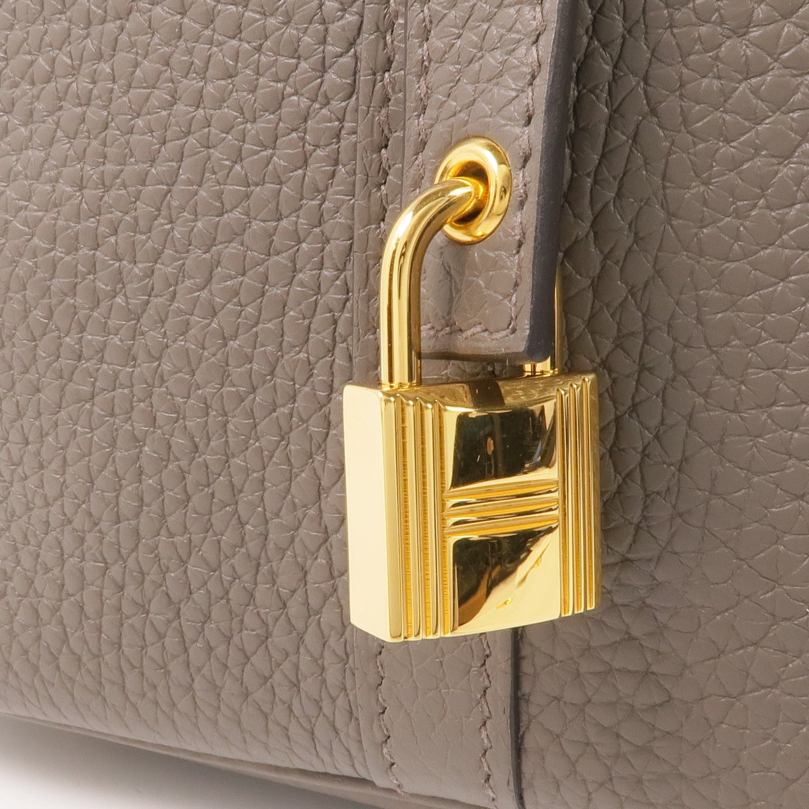 HERMES Clemence皮革Picotin MM金扣手挽袋Gris Etain