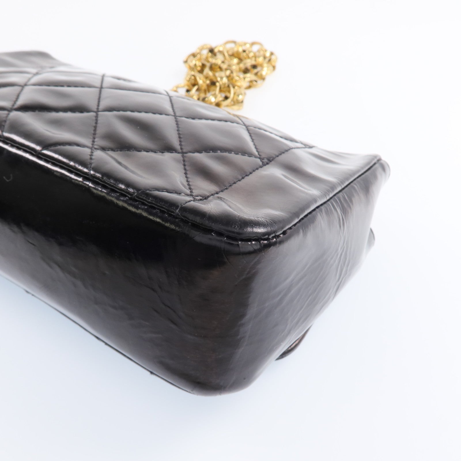 CHANEL 漆皮皮革Vintage Chain Sholder Bag金扣鏈帶肩背袋