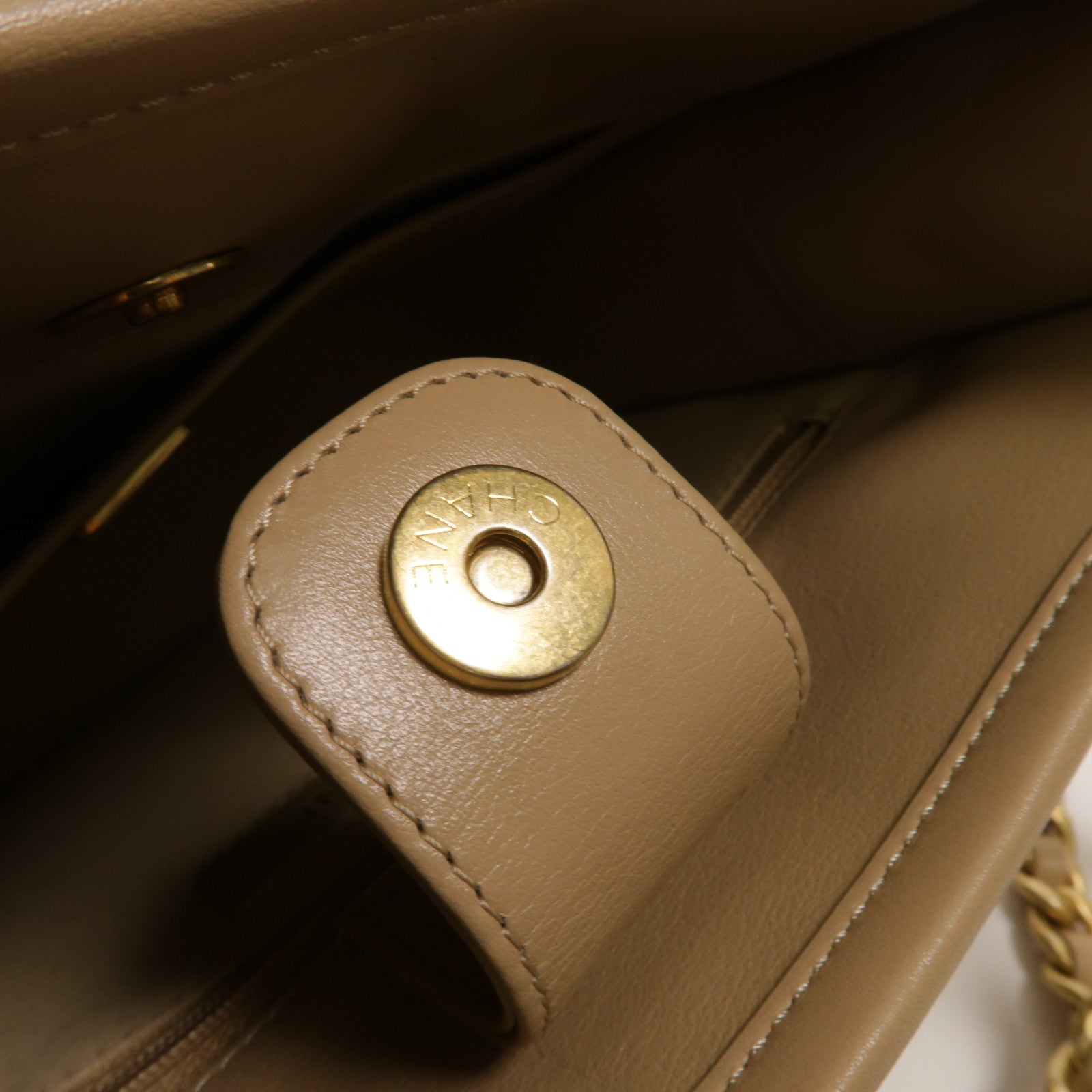 CHANEL 牛皮皮革Hobo Bag鏈帶手挽肩背兩用袋