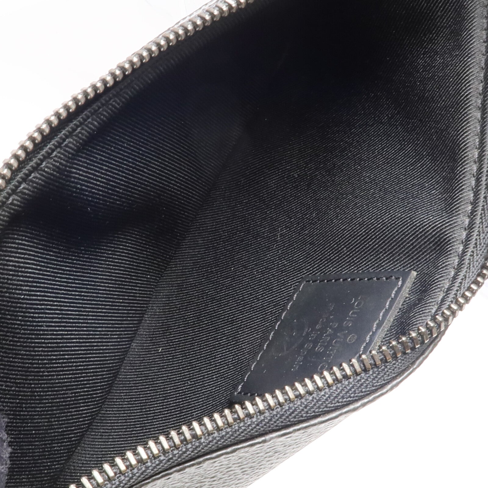 LOUIS VUITTON Monogram Eclipse Fragment iPhone Case Pouch銀扣手挽袋