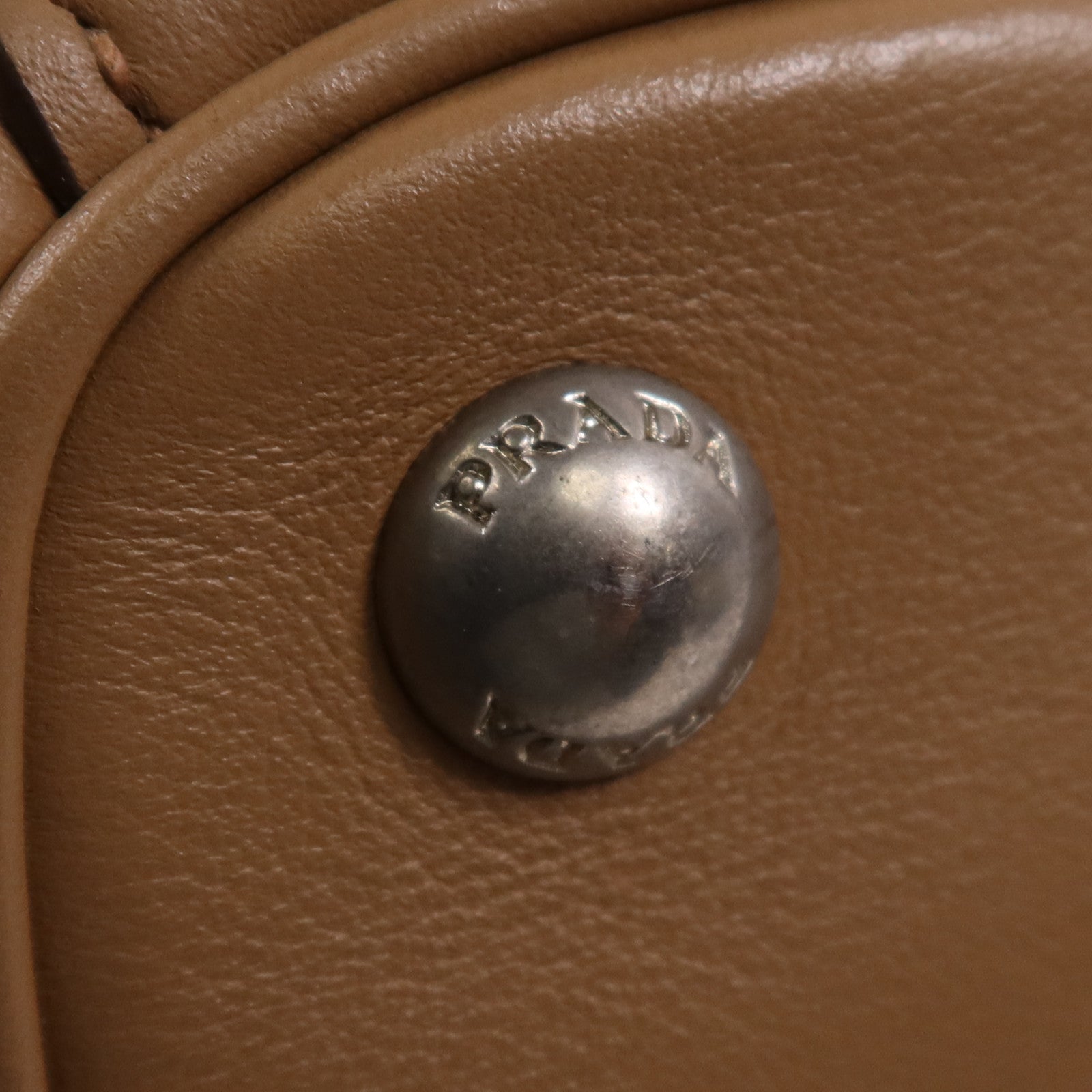 PRADA 【激減優惠】牛皮皮革2 Way Shoulder Bag銀扣手挽肩背兩用袋