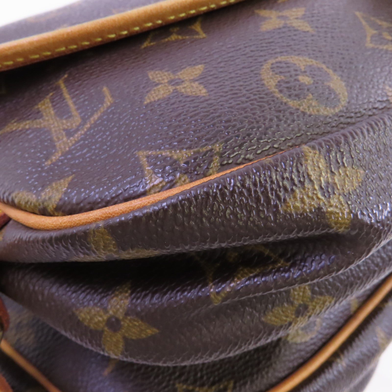 LOUIS VUITTON 【激減優惠】Monogram Saumur 30金扣肩背袋