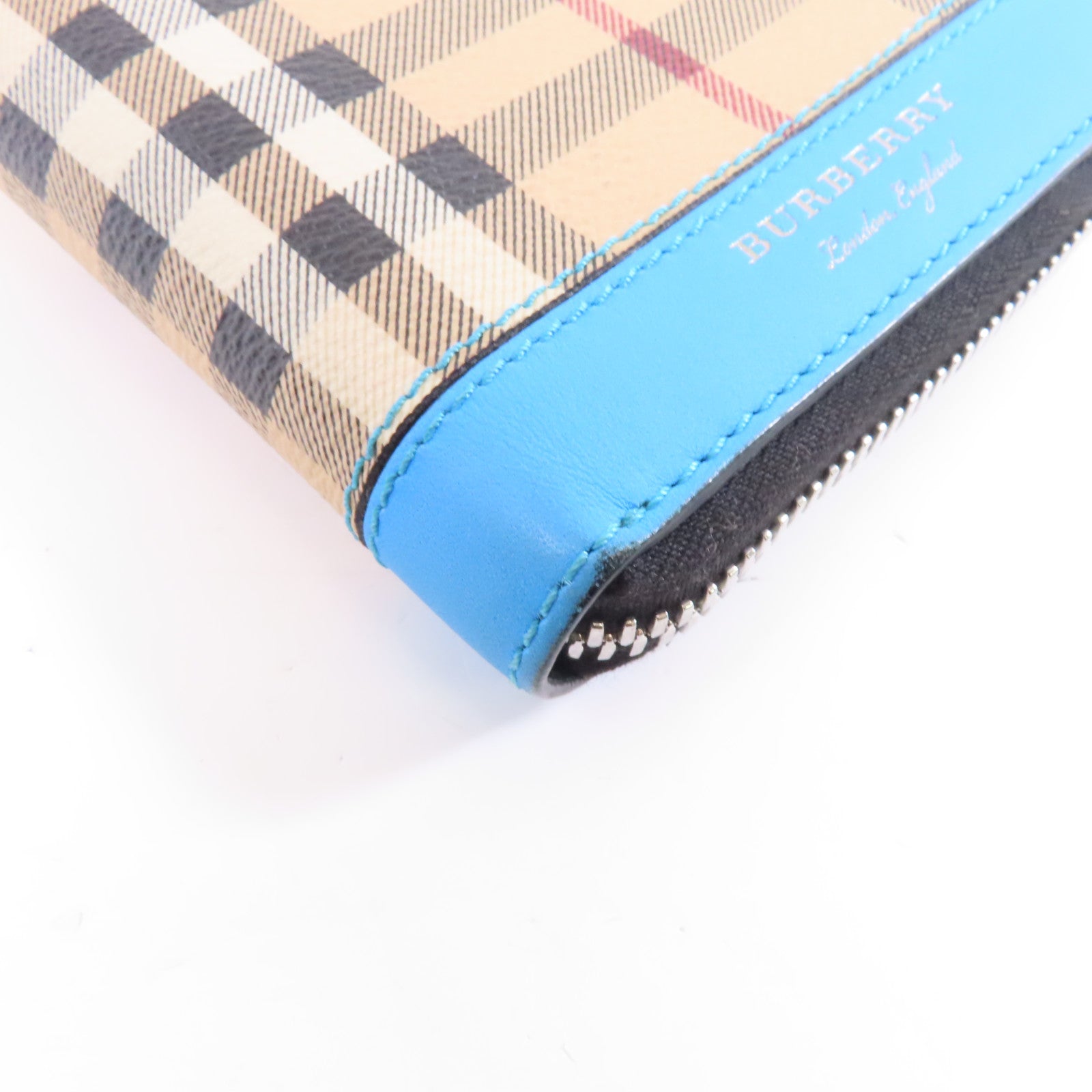 BURBERRY 塗層帆布Zipped Long Wallet銀扣長錢包米色/淺藍色