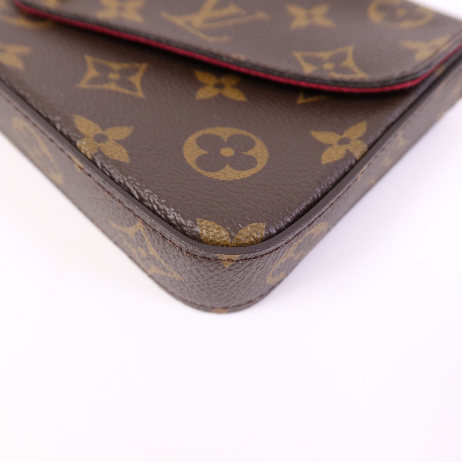 LOUIS VUITTON Monogram Pochette Felicie金扣鏈帶肩背袋